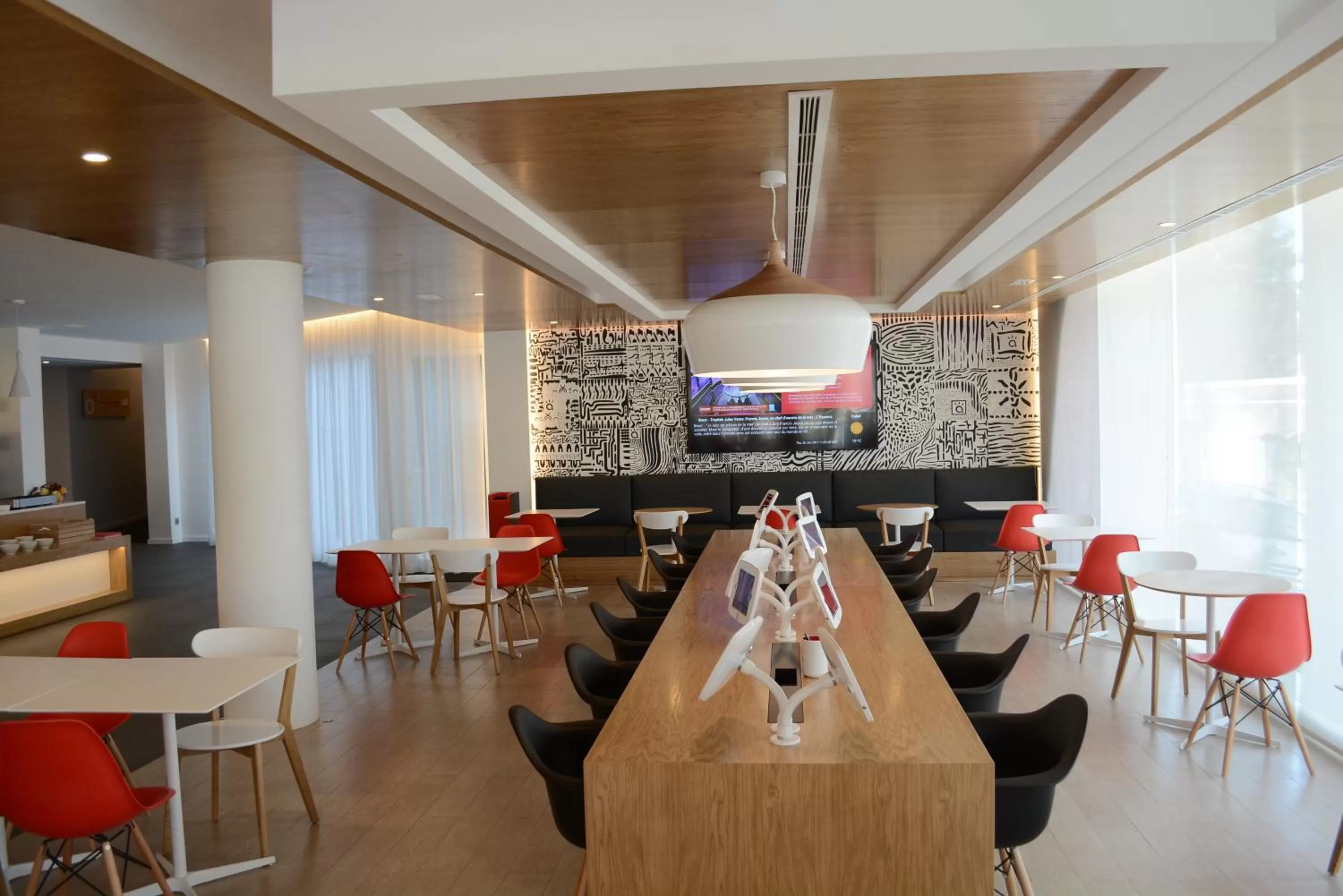 Restaurant/places to eat in Yaas Hotel Dakar Almadies