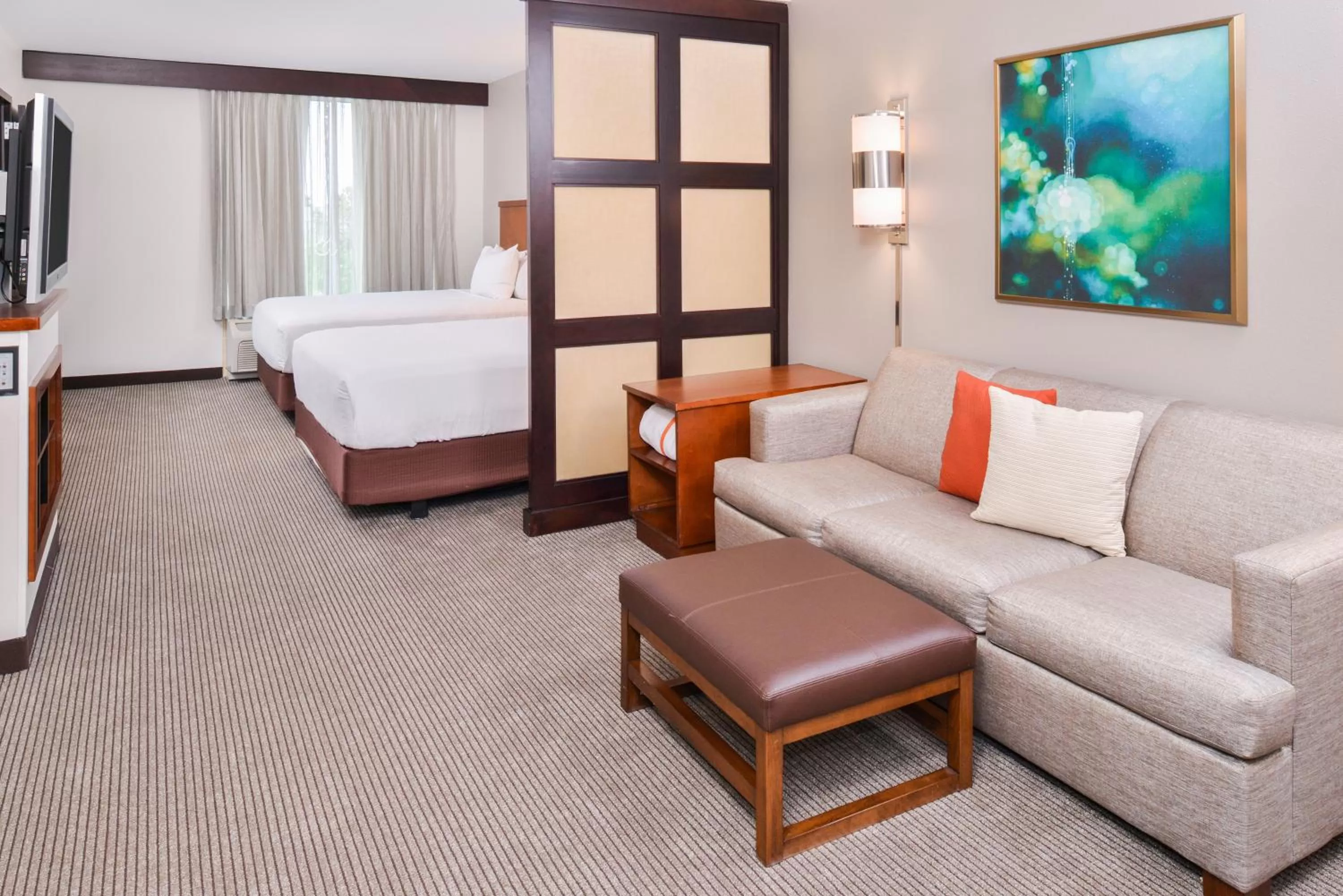 Queen Room with Two Queen Beds, Sofa Bed and Accessible Tub in Hyatt Place Chesapeake