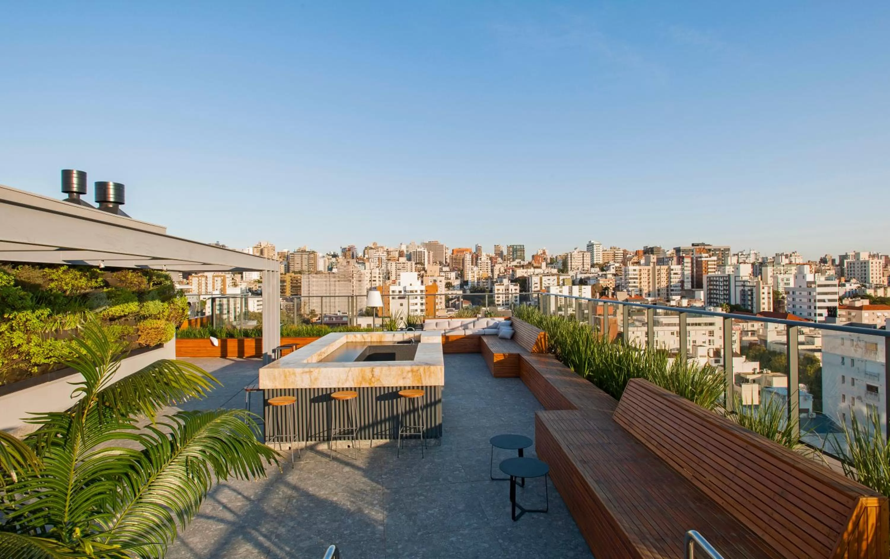 Balcony/Terrace, Pool View in Cityhome GO 24 Porto Alegre
