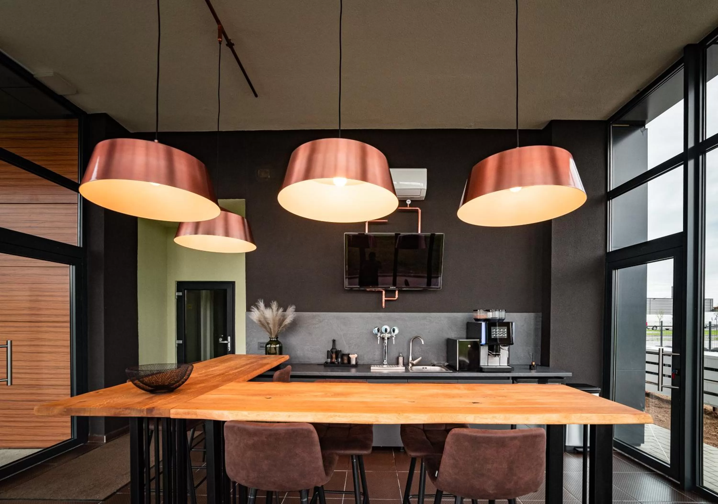 Coffee/tea facilities in Mustang Boutique Rooms