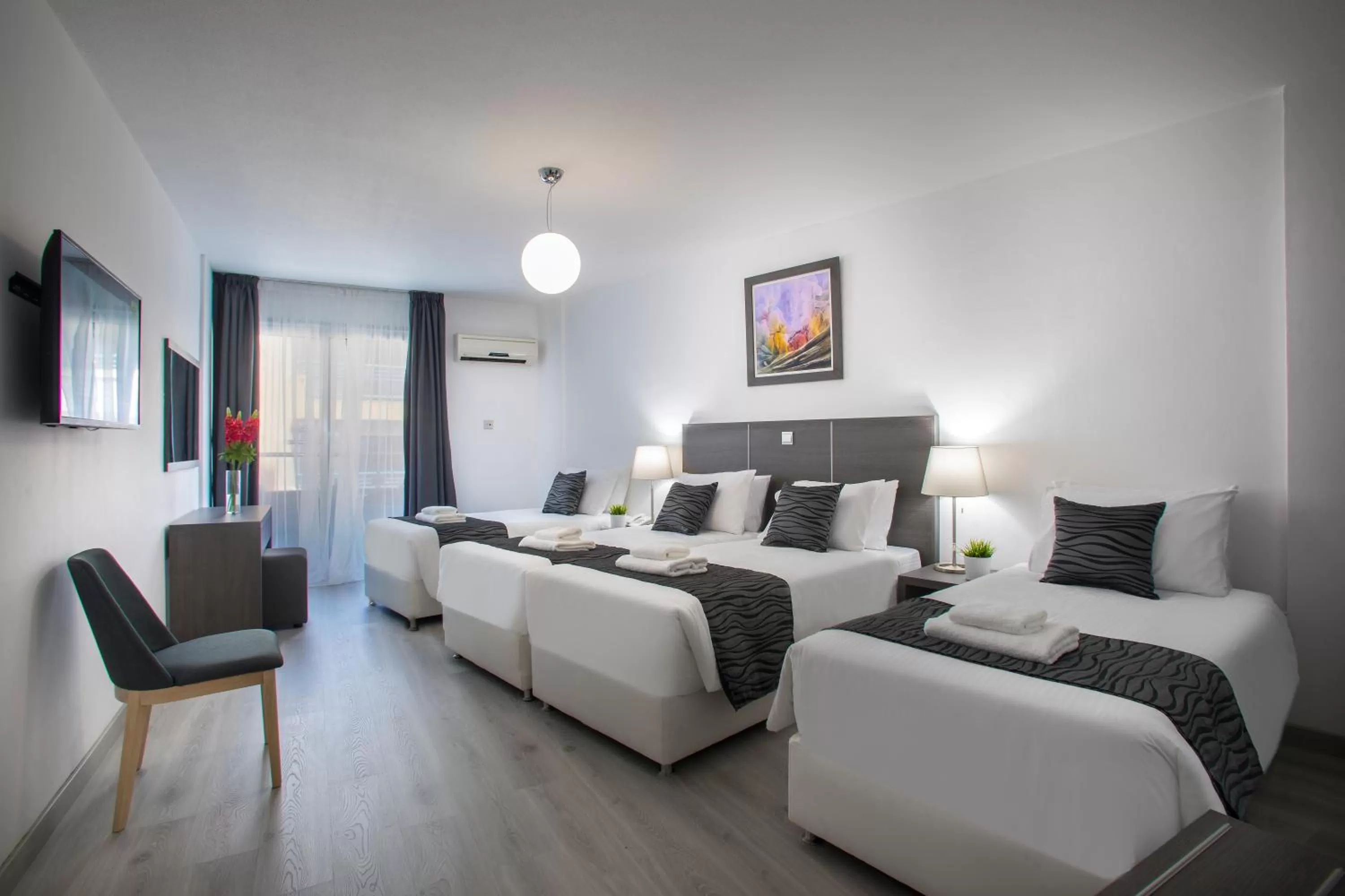 TV and multimedia, Bed in Blazer Residence