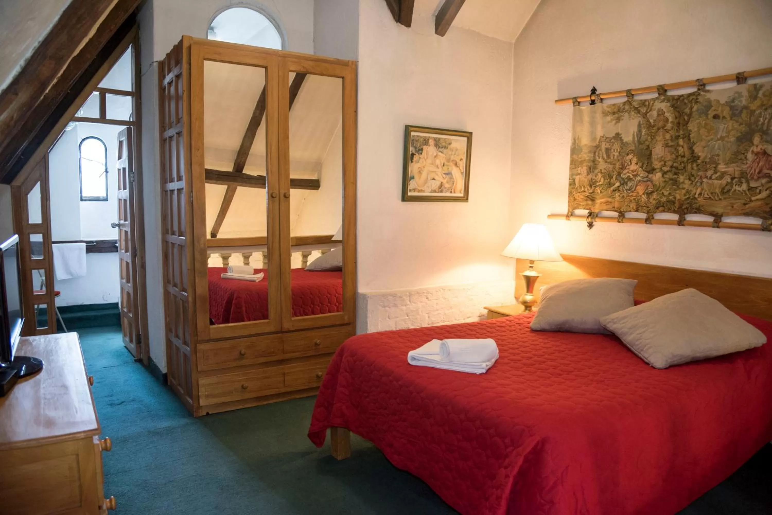 Two-Bedroom Apartment in Boutique Hotel Antinea