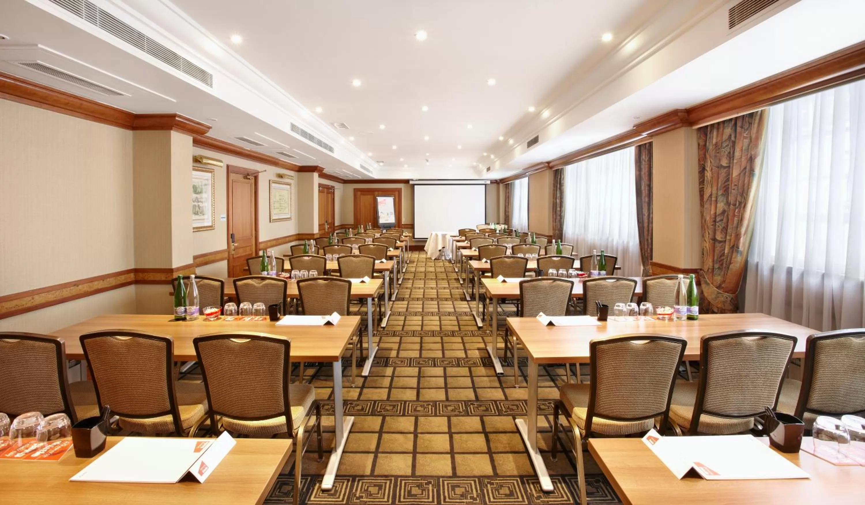 Business facilities in The Marble Arch Hotel, by Thistle