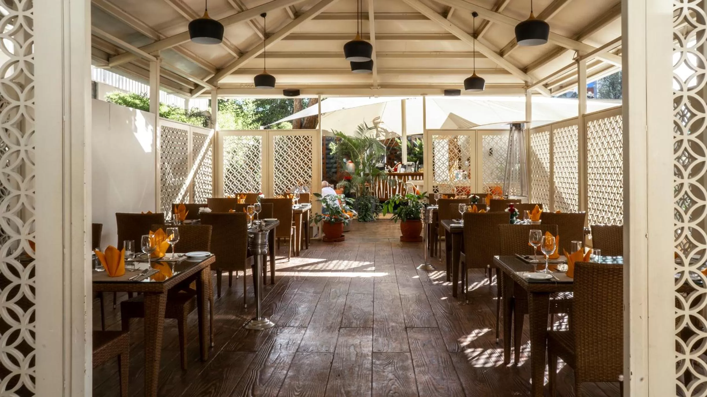 Restaurant/places to eat in Sarova Panafric Hotel