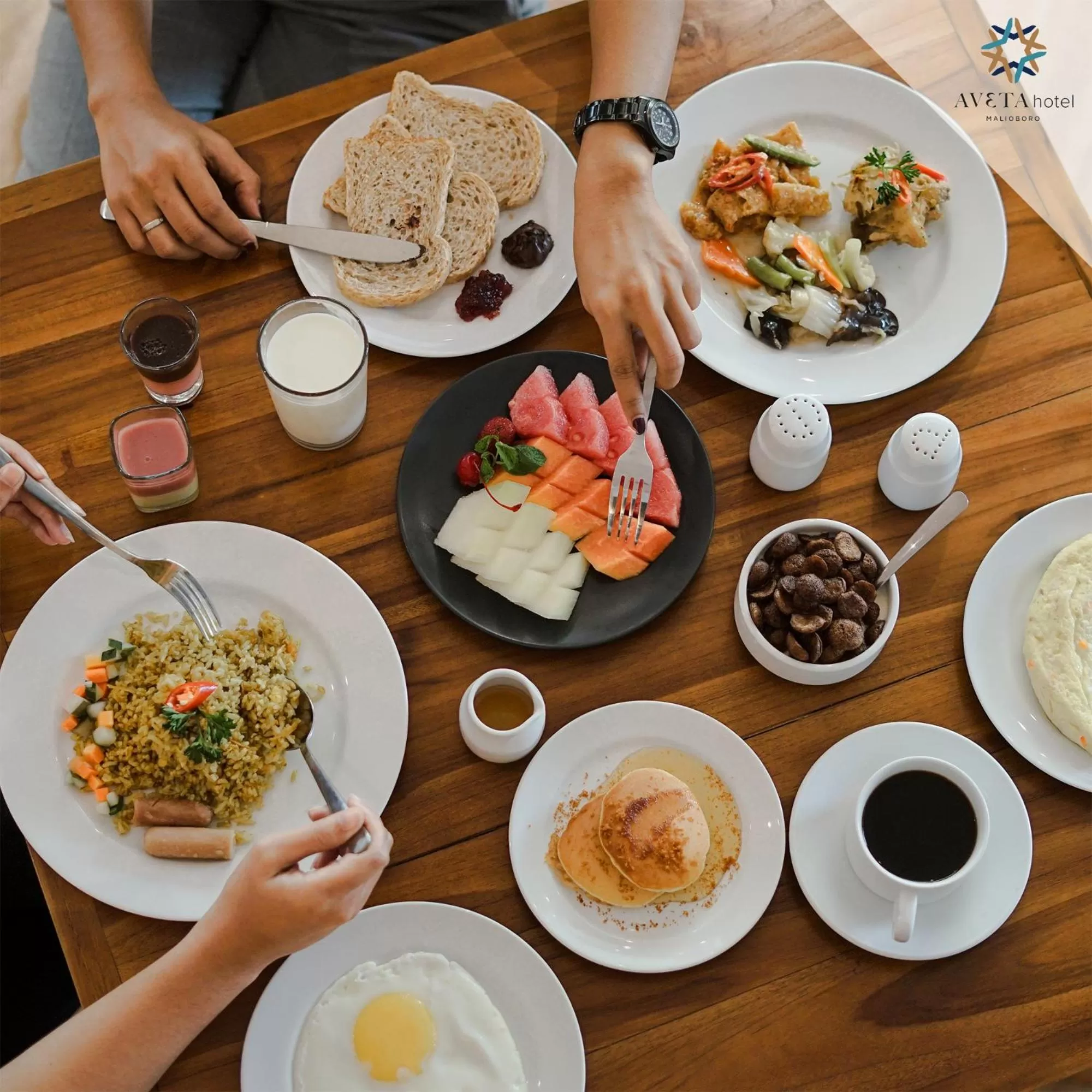 Breakfast in Aveta Hotel Malioboro