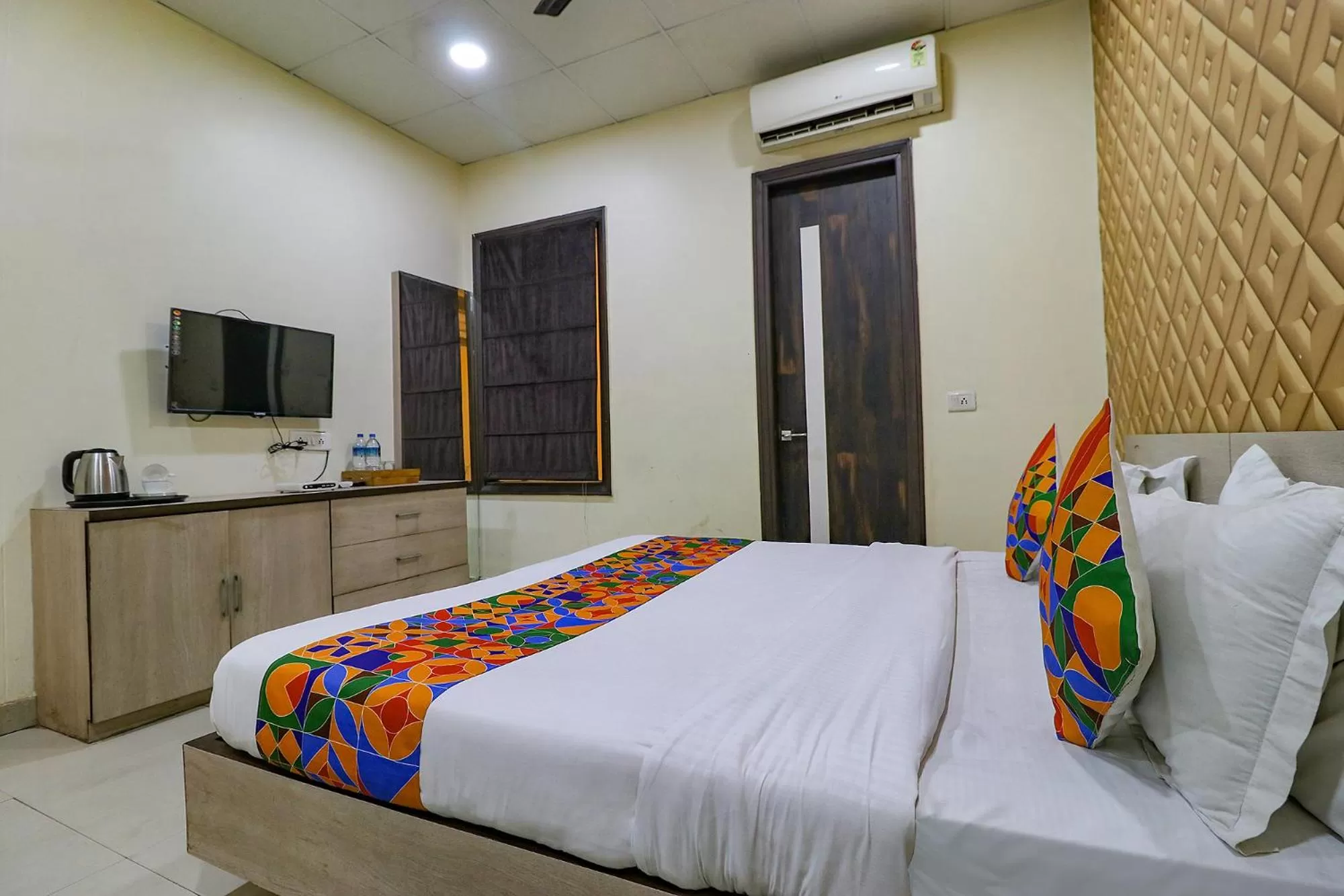 Photo of the whole room, Bed in FabHotel Heaven Agya Ludhiana