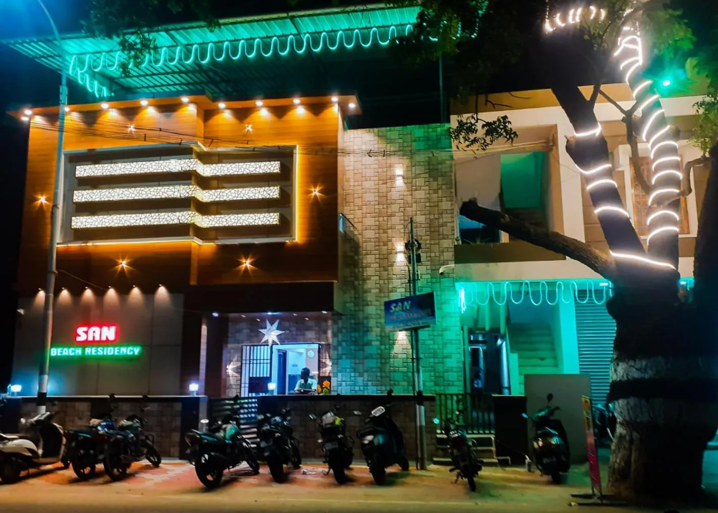 Property building in SAN BEACH RESIDENCY