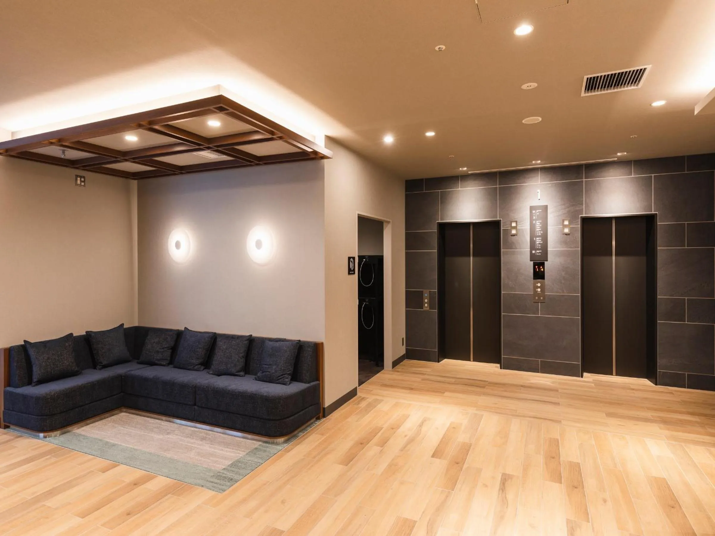 Lobby or reception in Sotetsu Fresa Inn Daimon