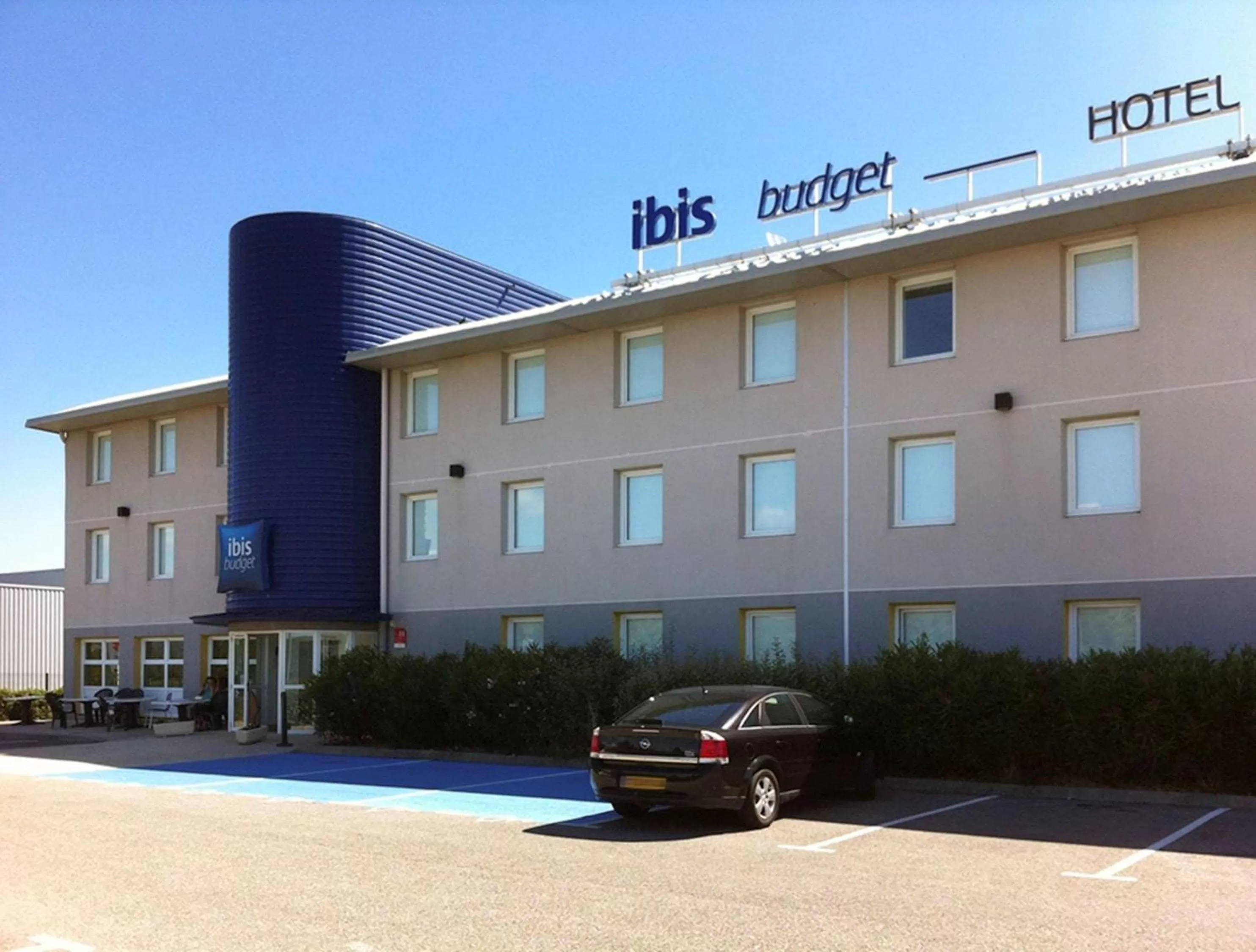 Property building in Ibis Budget Montelimar