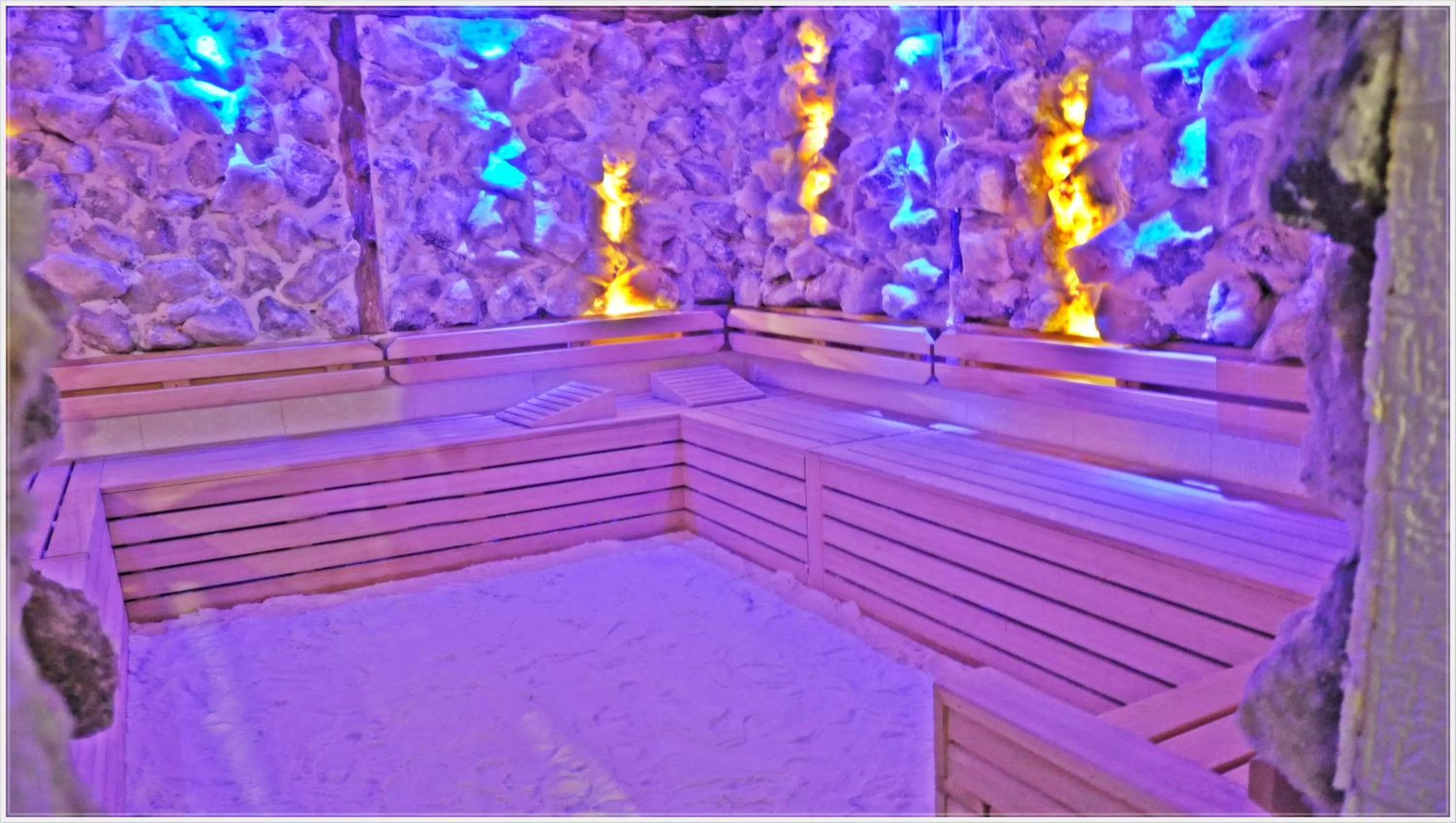 Sauna in Grand Asya Hotel