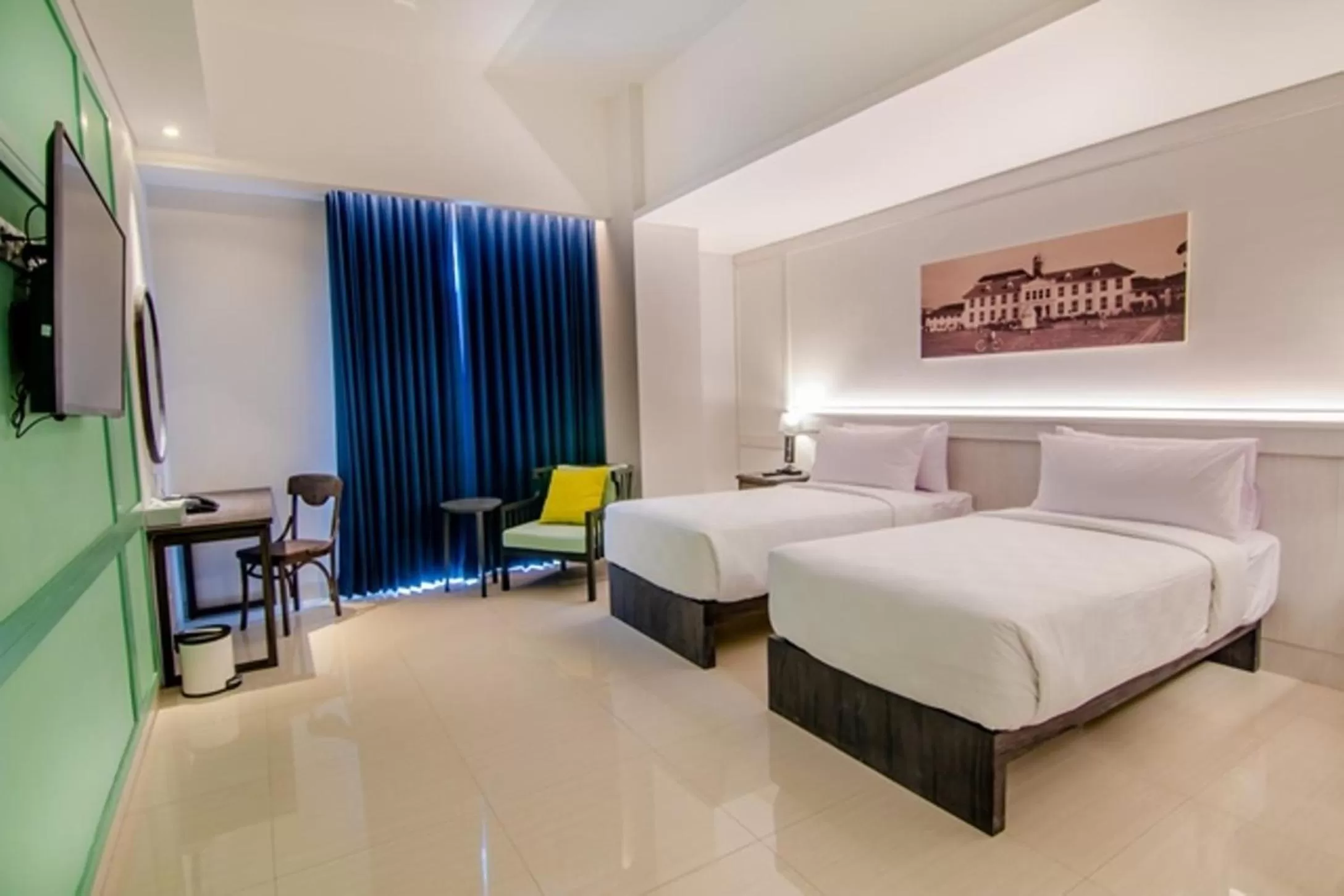 Bedroom, Bed in Jambuluwuk Thamrin Hotel