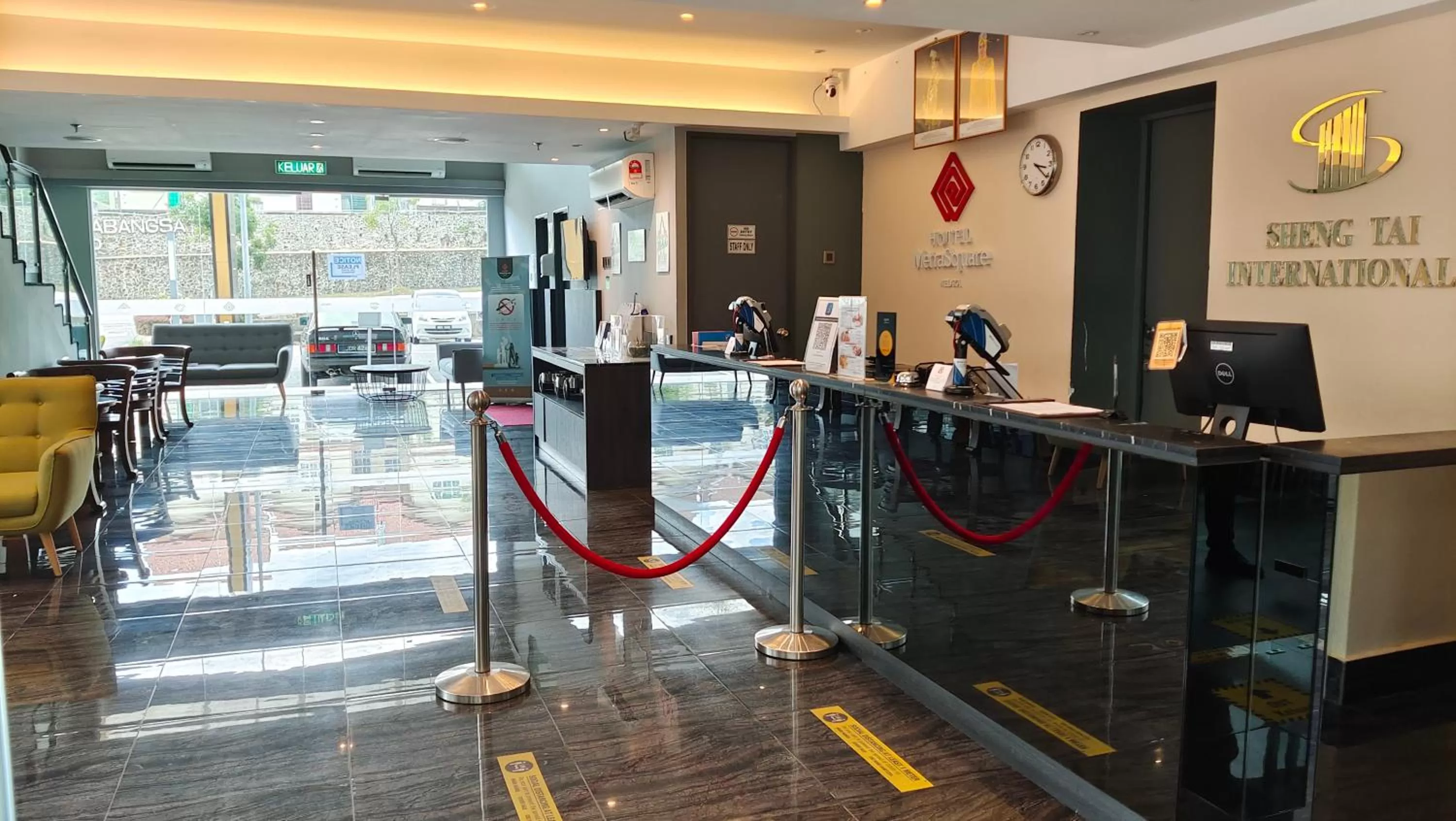 Lobby or reception in Hotel MetraSquare