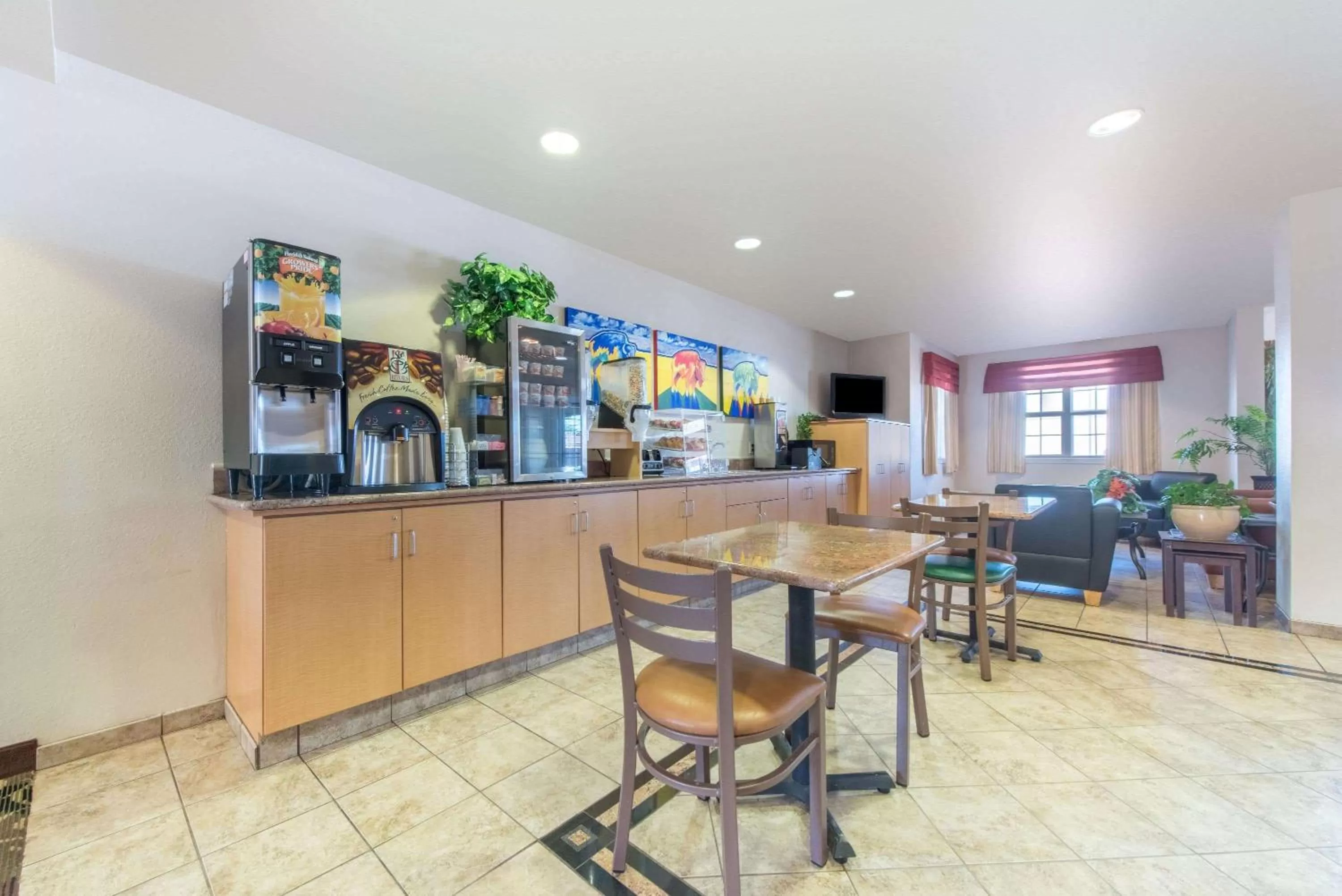 Restaurant/places to eat in Microtel Inn & Suites by Wyndham Altus