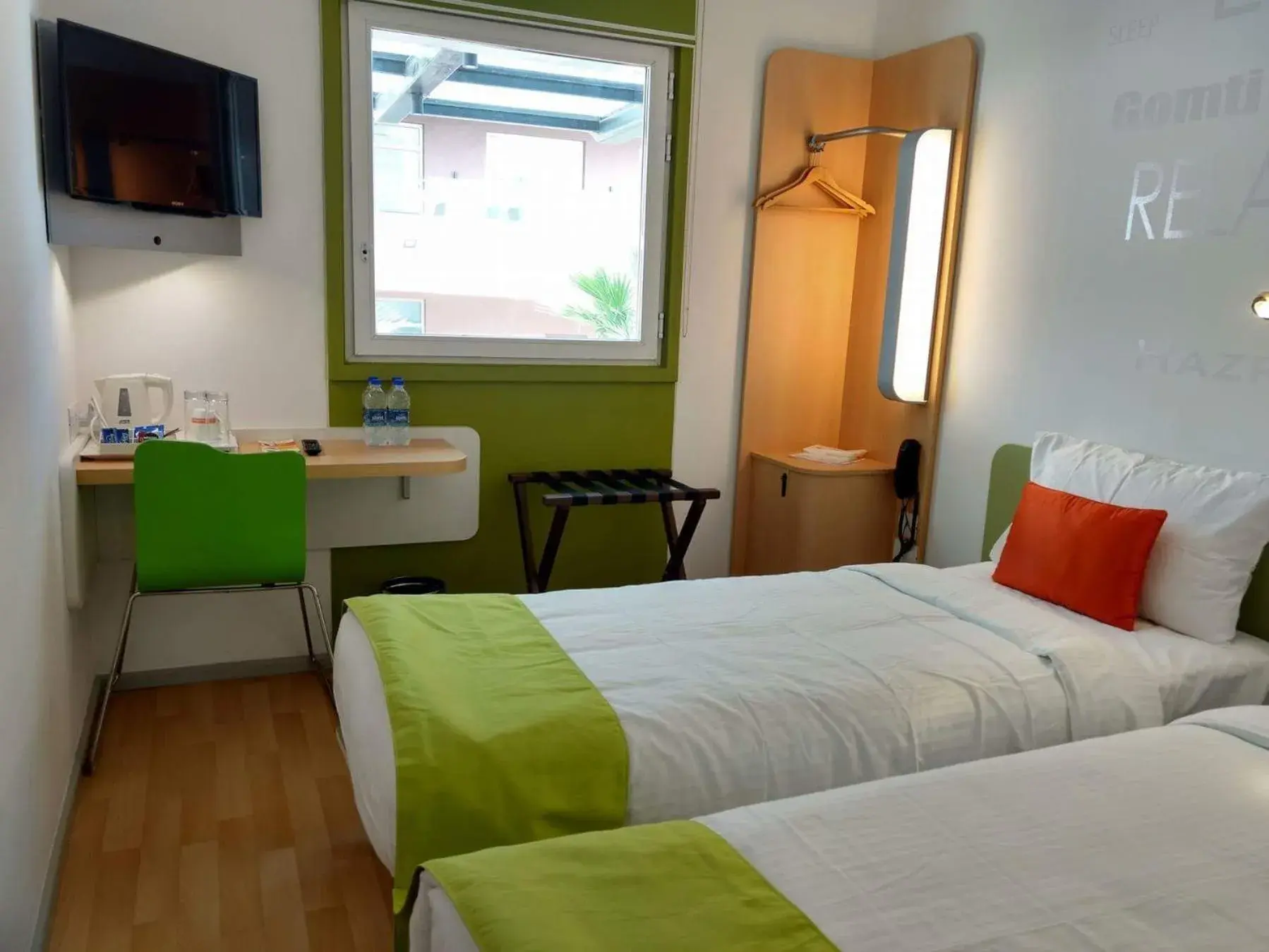 Superior Twin Room - single occupancy in Ginger Lucknow Superior Twin Room - single occupancy in Ginger Lucknow