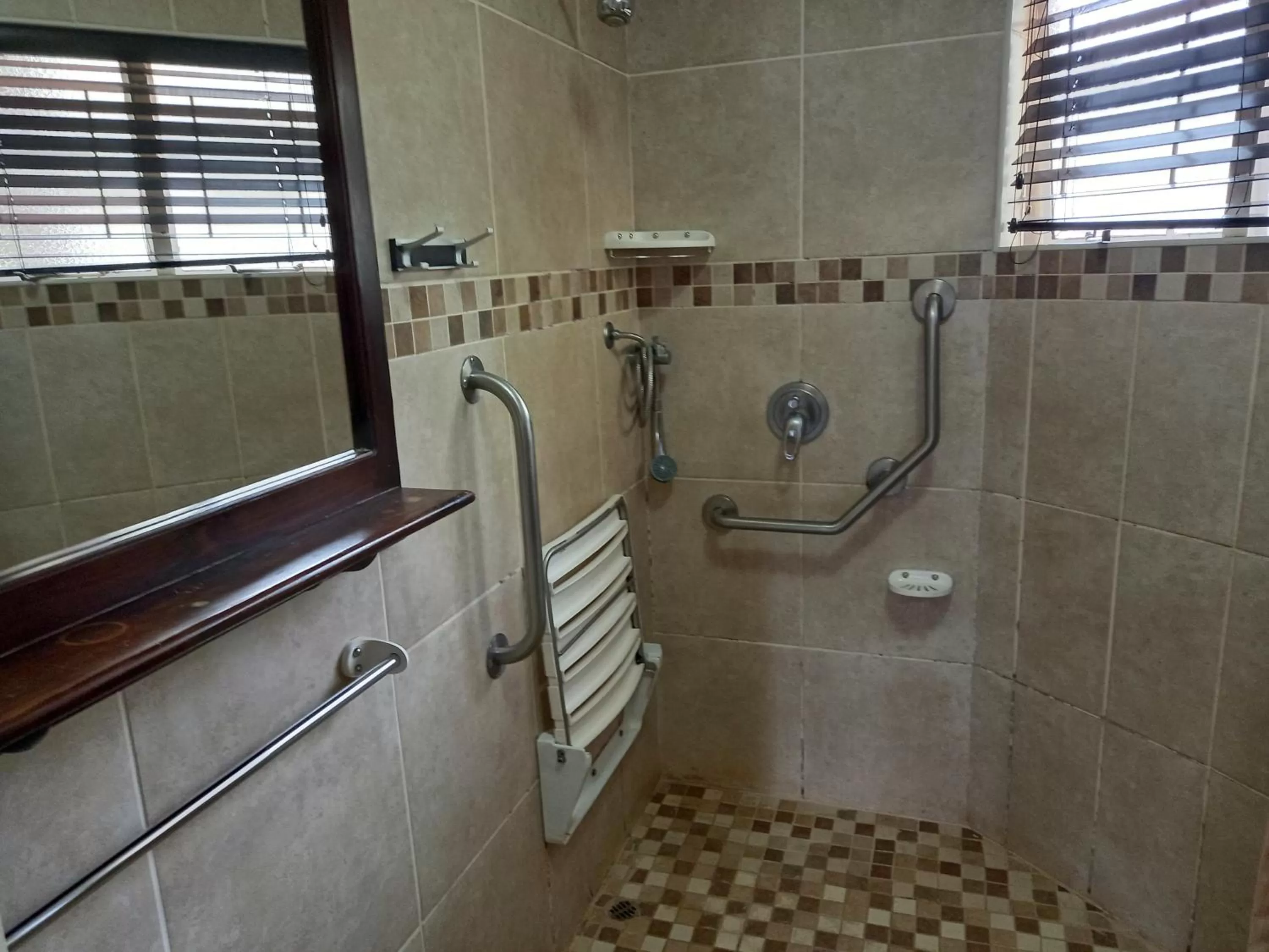 Bathroom in ATKV Buffelspoort