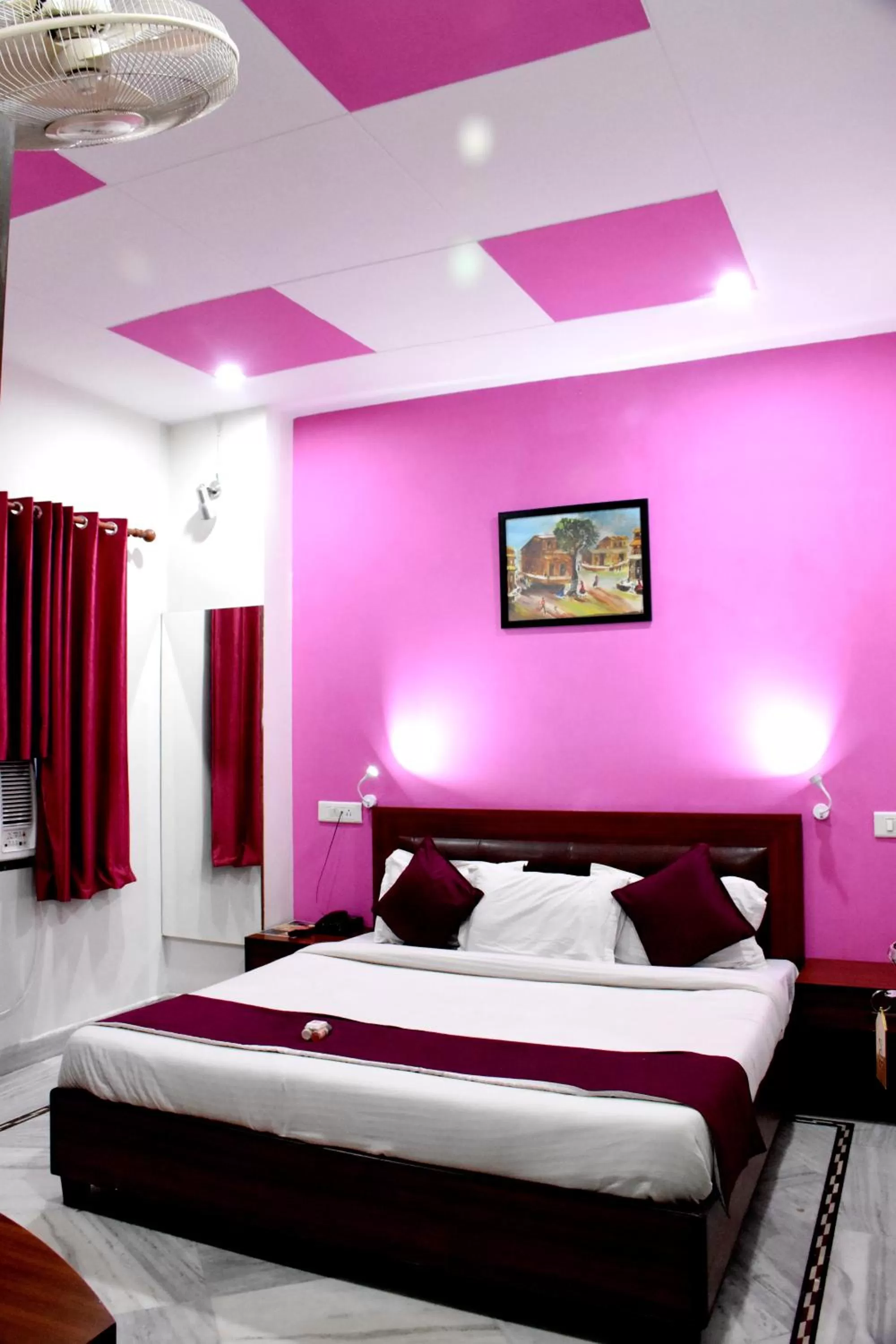 Bedroom in Hotel The Pride