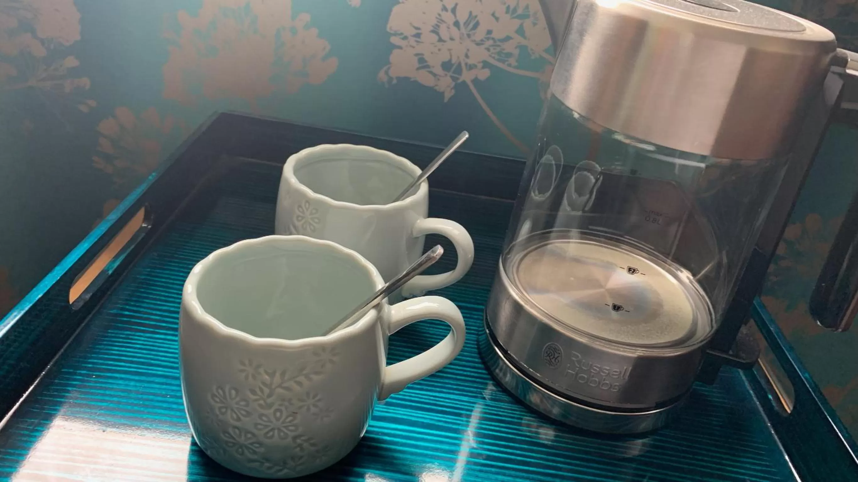 Coffee/tea facilities in Ramsey House