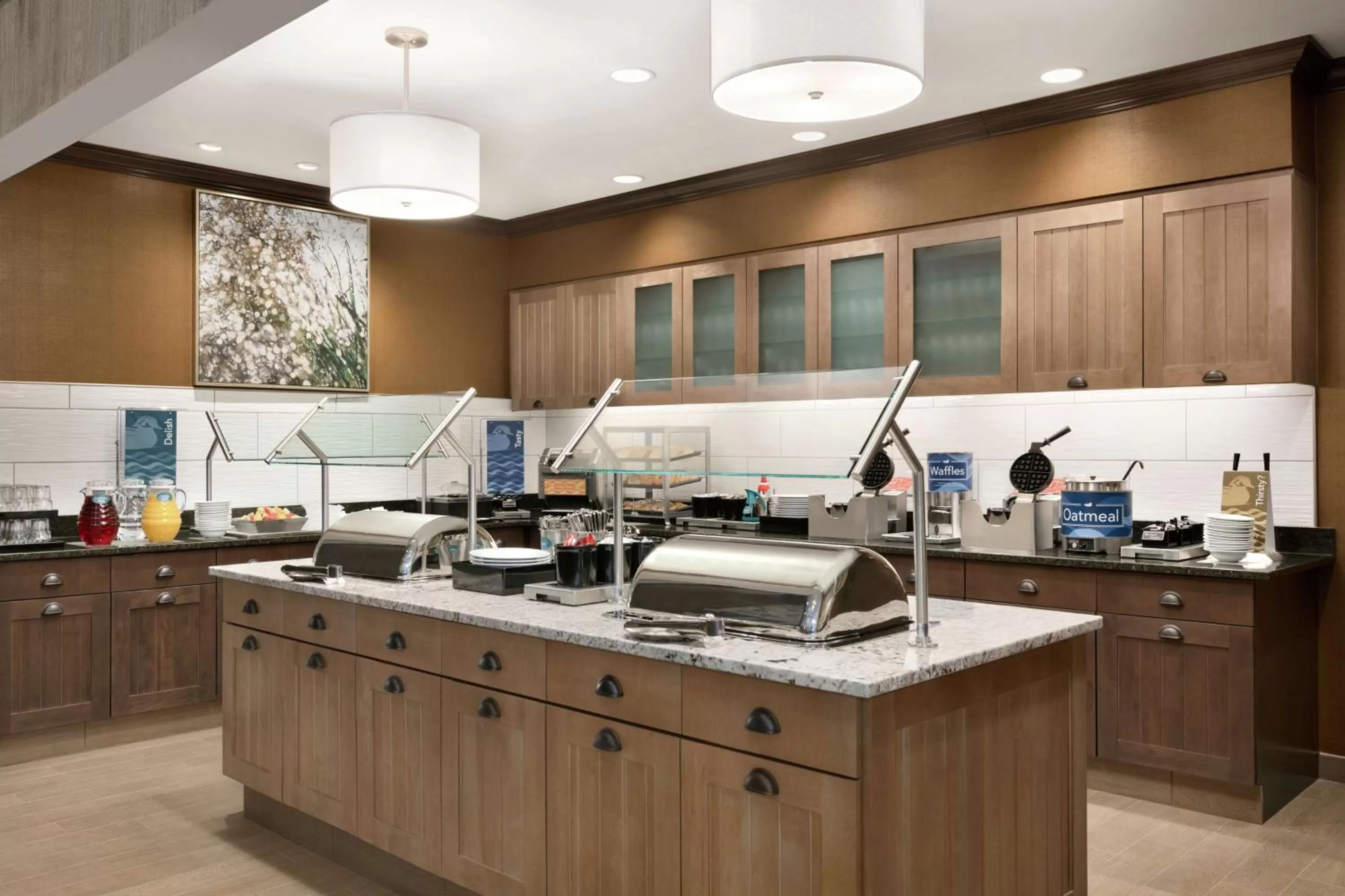 Dining area in Homewood Suites By Hilton Hartford Manchester