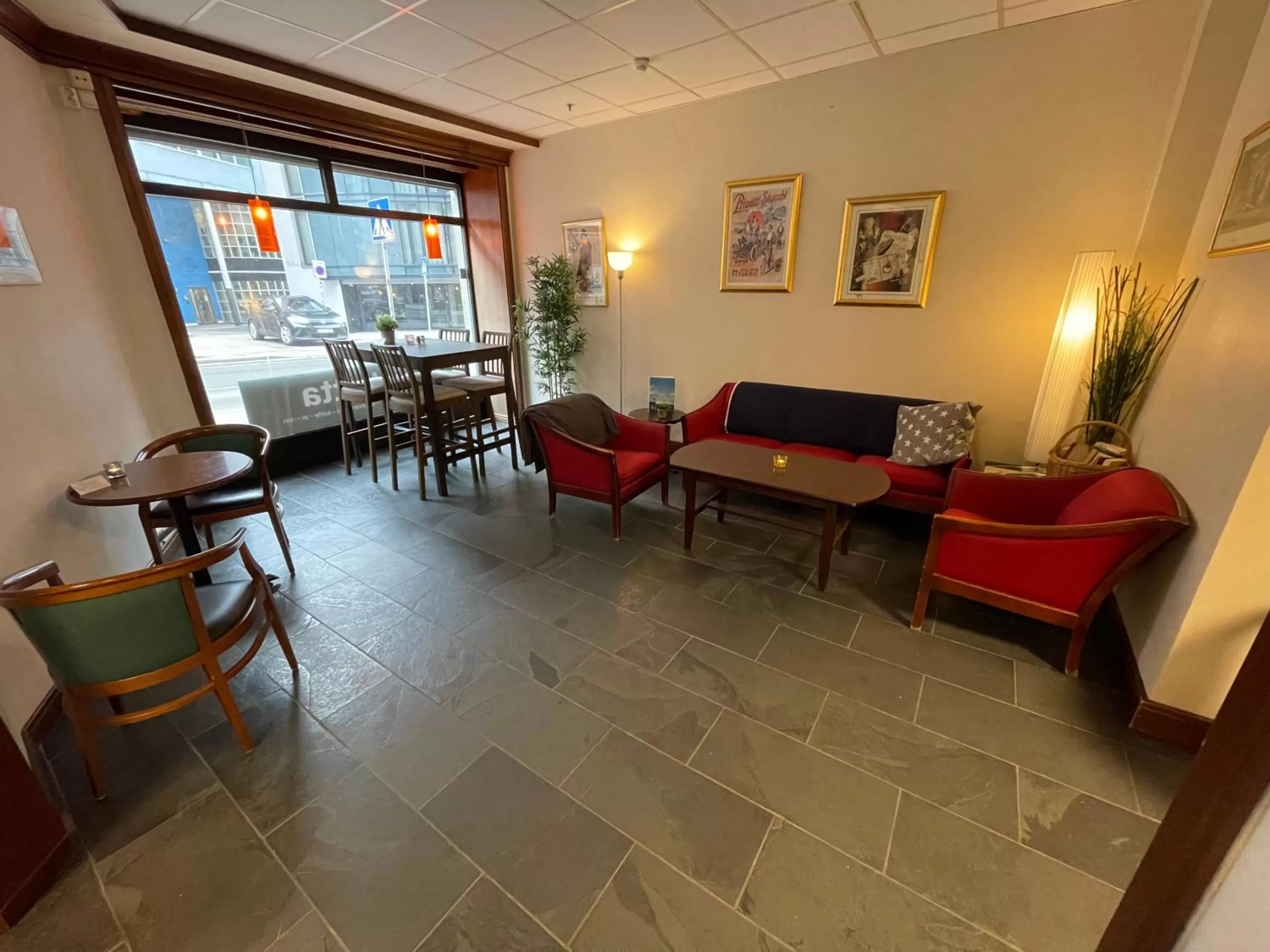 Lobby or reception, Restaurant/Places to Eat in P-Hotels Oslo