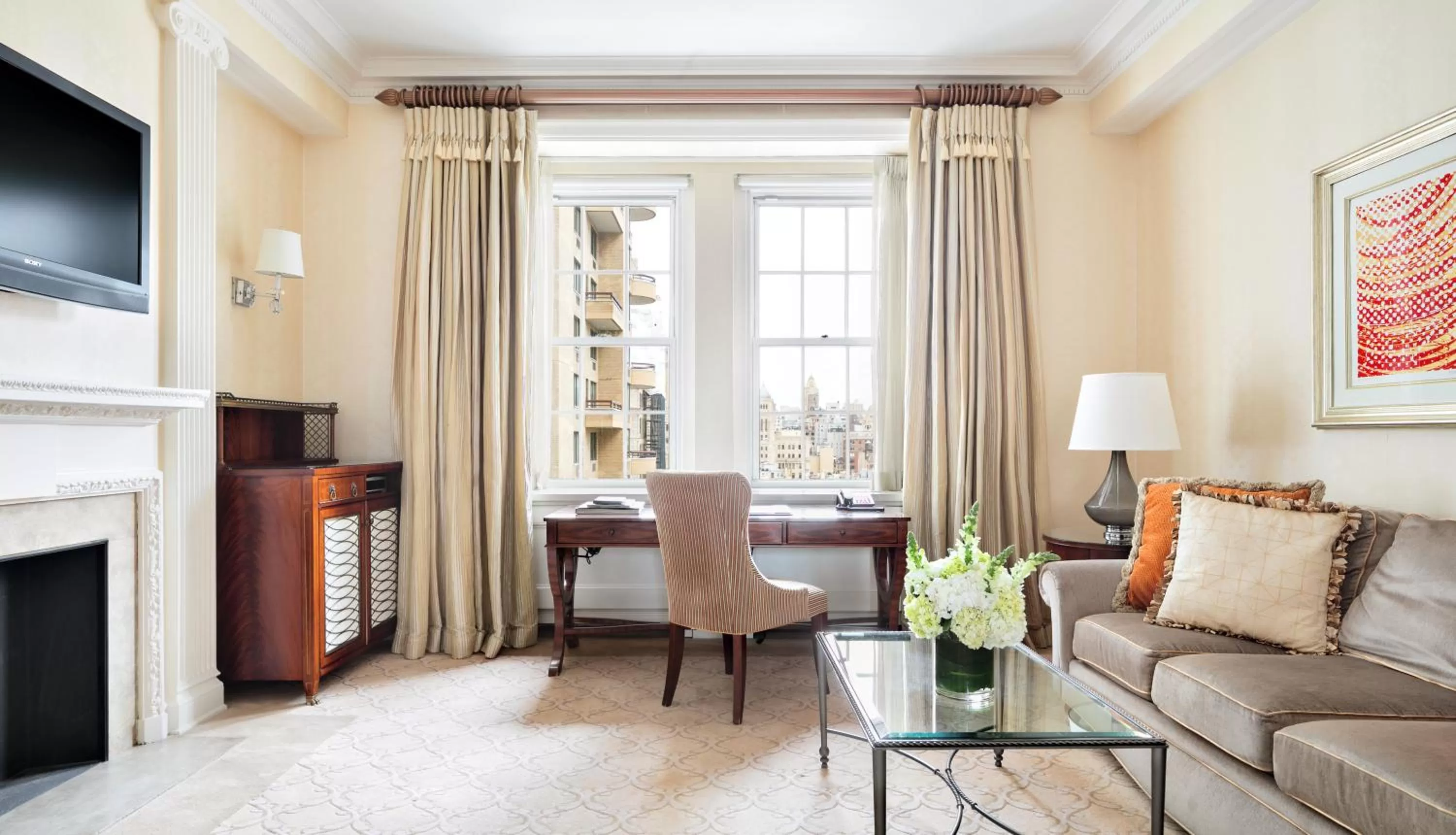 Living room in The Pierre, A Taj Hotel, New York