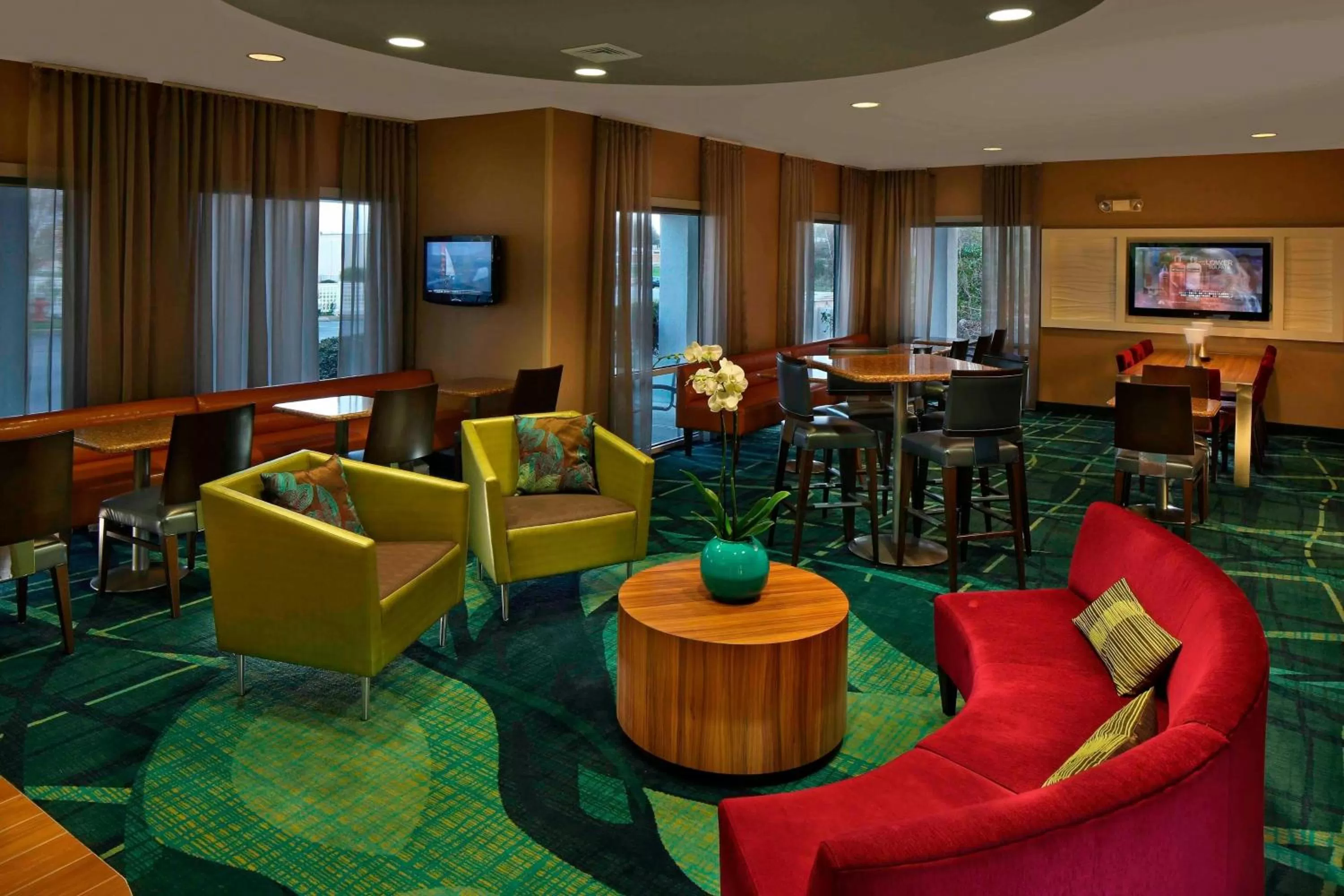 Lobby or reception in SpringHill Suites by Marriott Waterford / Mystic