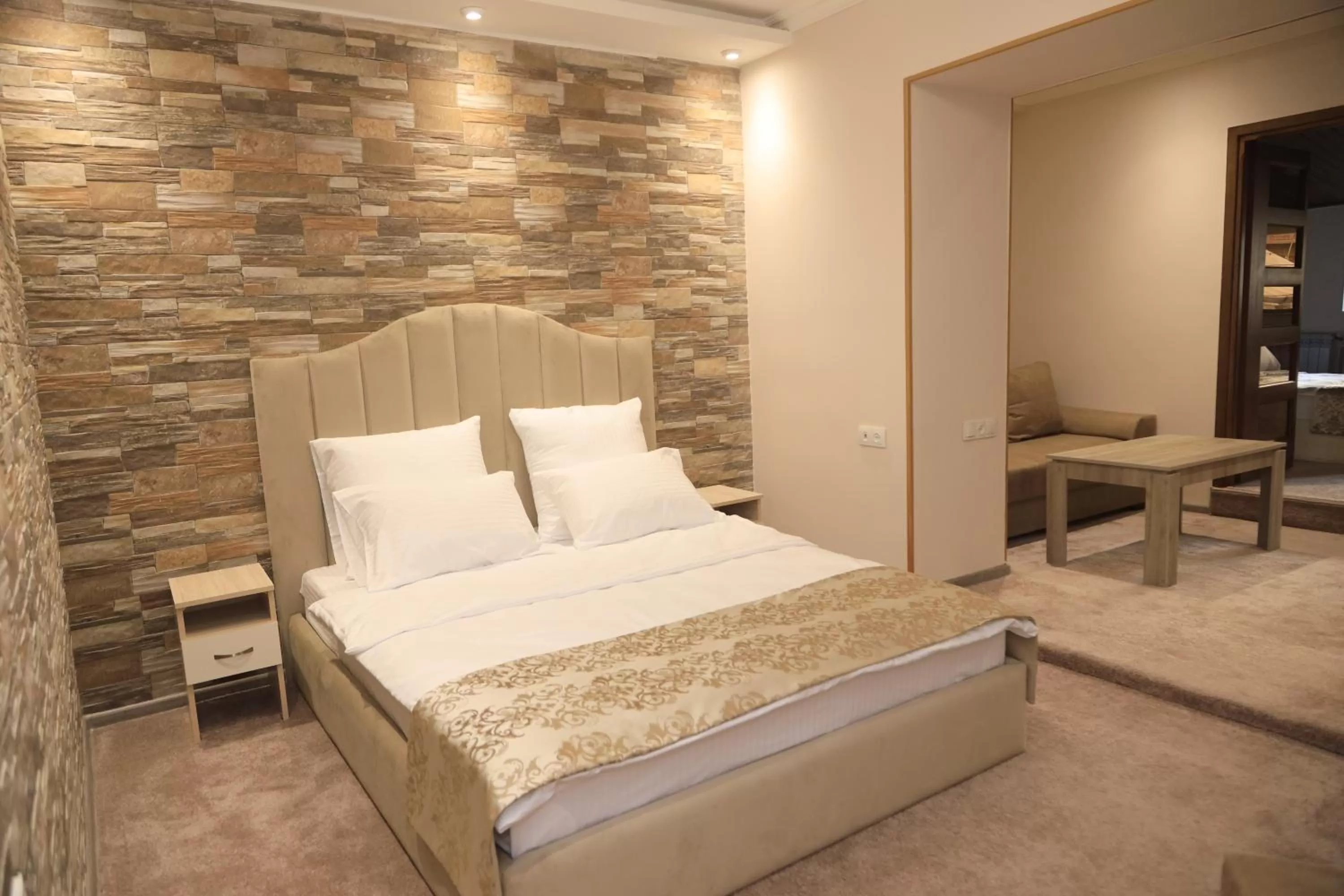 Living room, Bed in DeLin Hotel And Tours