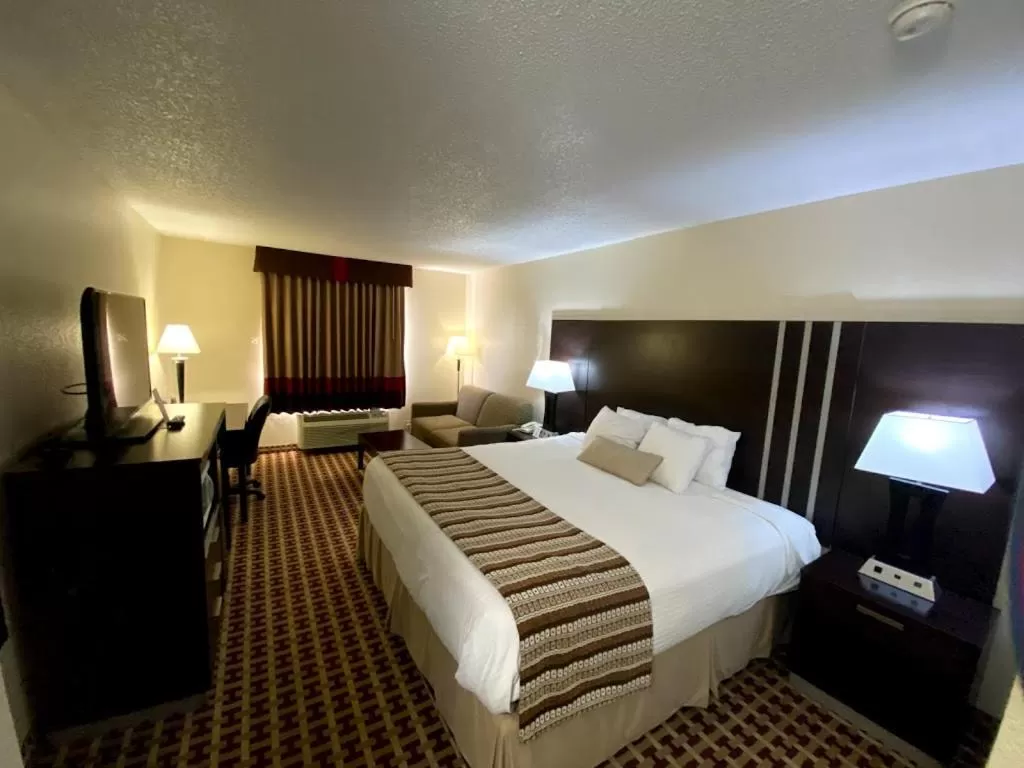 Bedroom, Bed in Baymont by Wyndham Smyrna