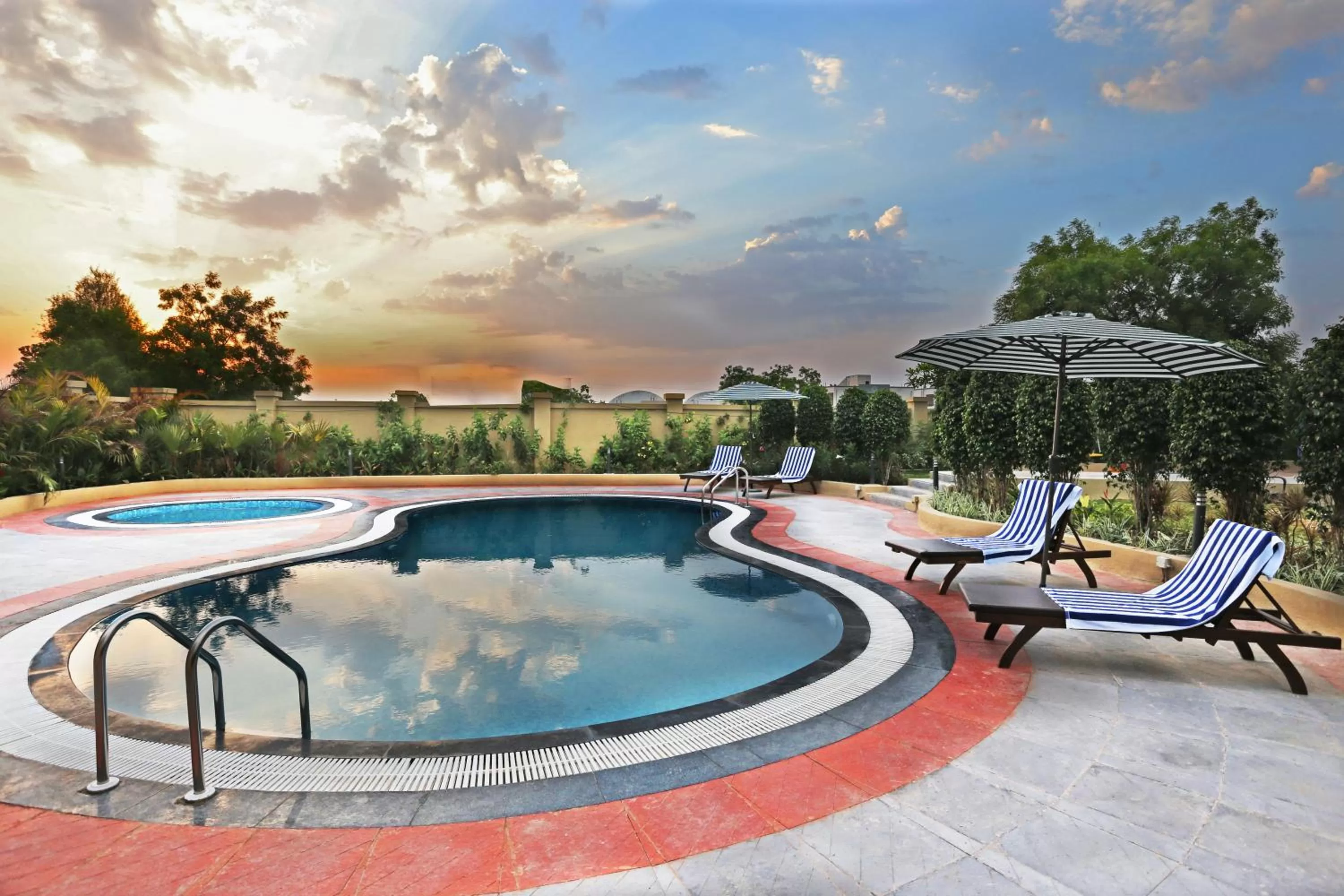 Facade/entrance in Temple Tree Hotel Shirdi, a member of Radisson Individuals