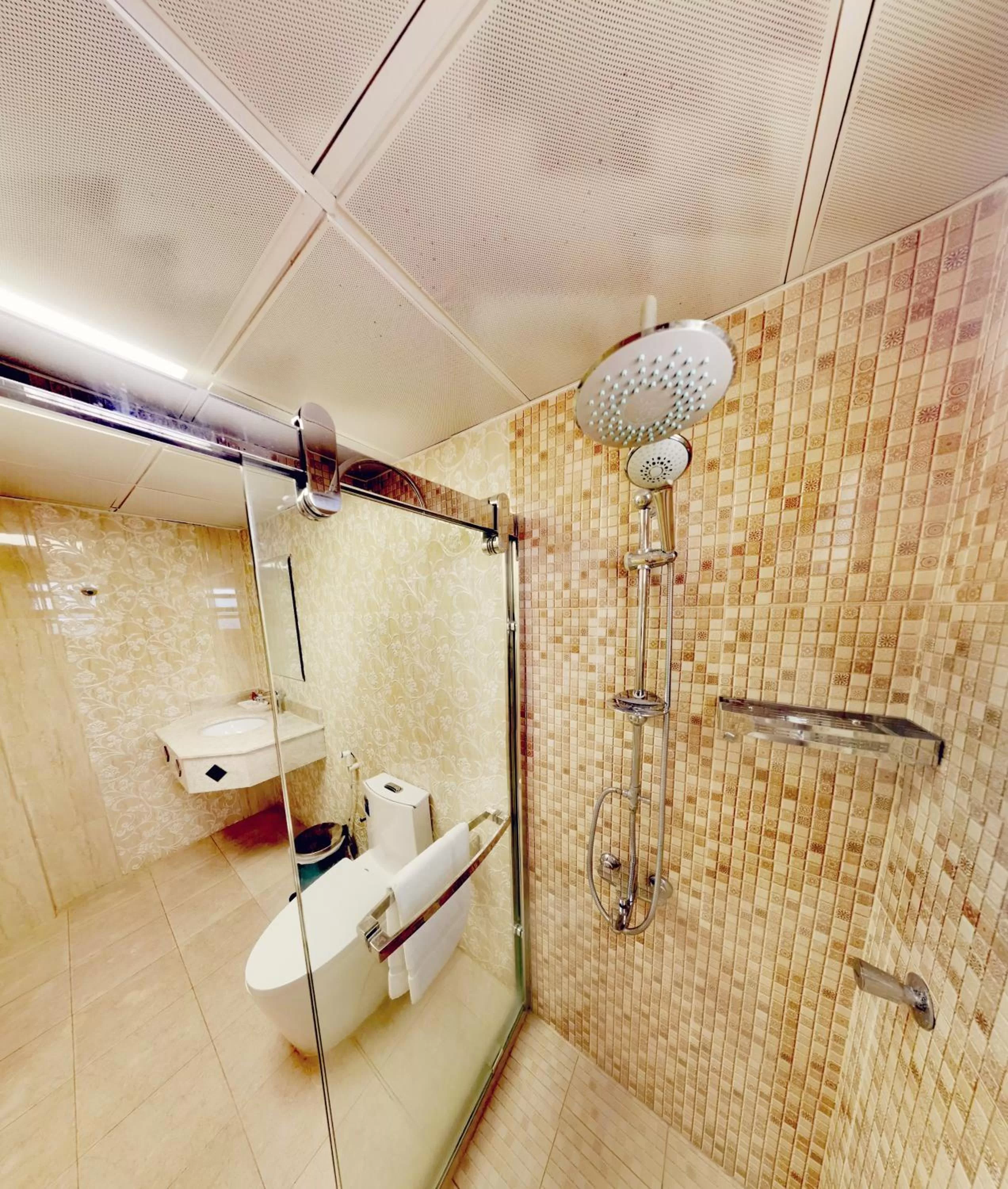 Bathroom in Diamond Star Hotel فندق النجمة الماسية