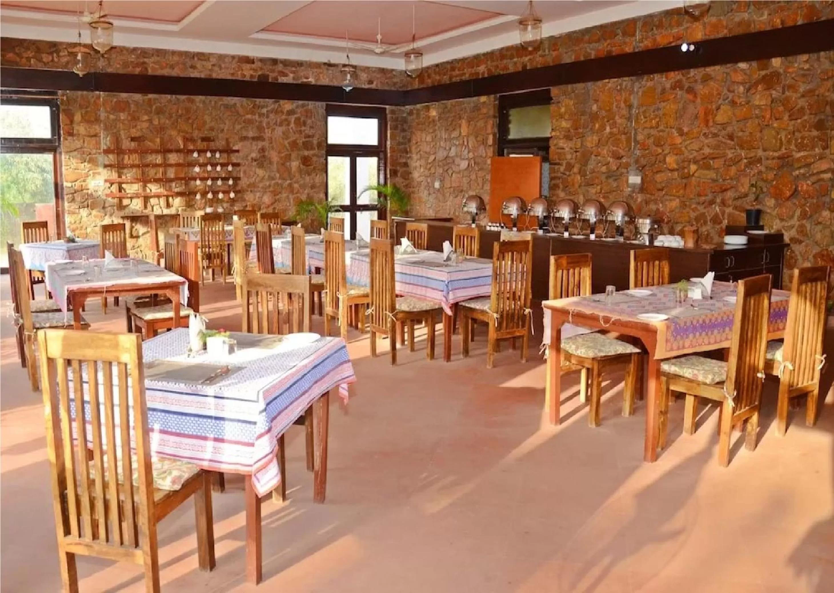 Restaurant/Places to Eat in Sultan Bagh Resort by The Sky Imperial