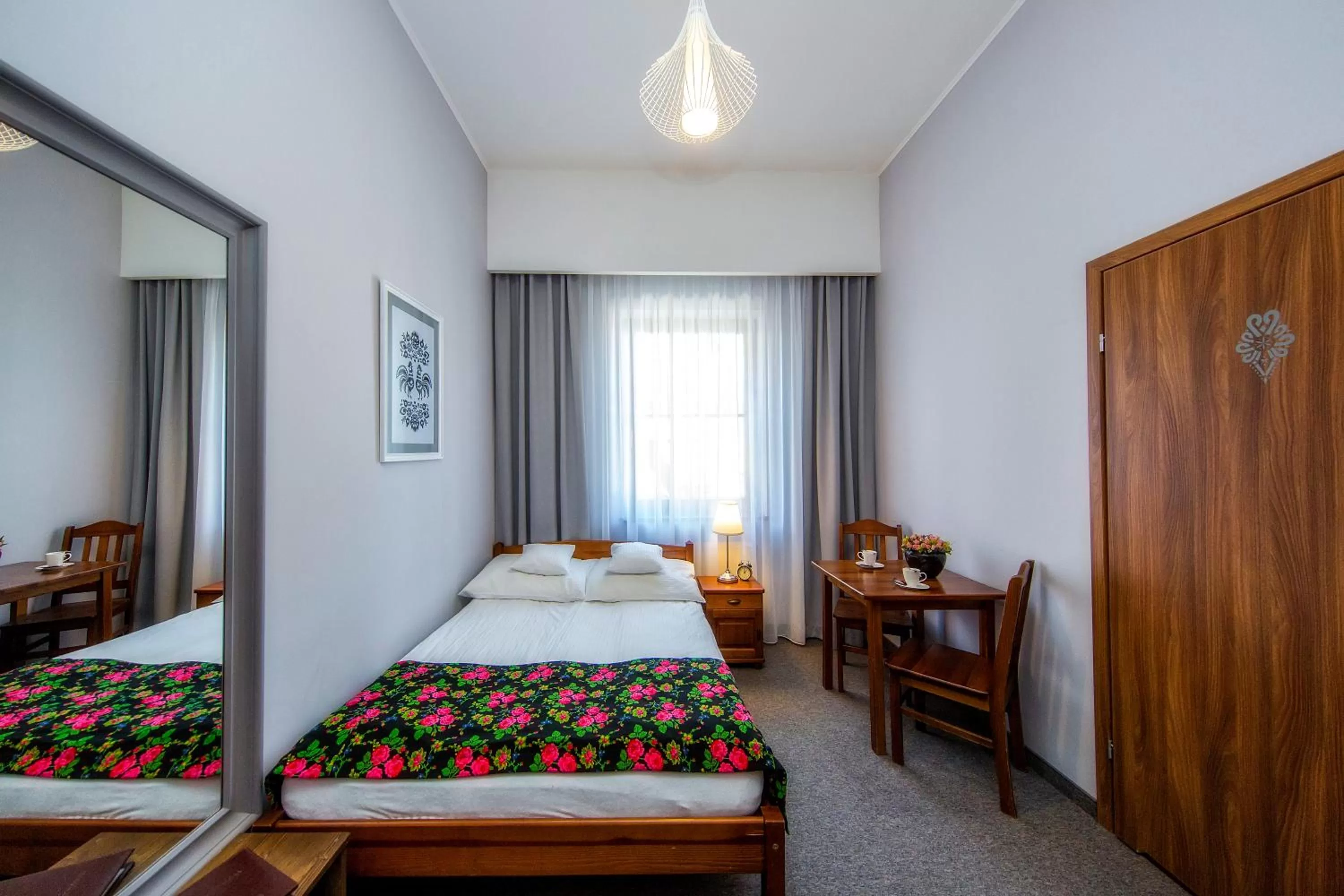 Photo of the whole room, Bed in Rezydencja Sienkiewiczówka