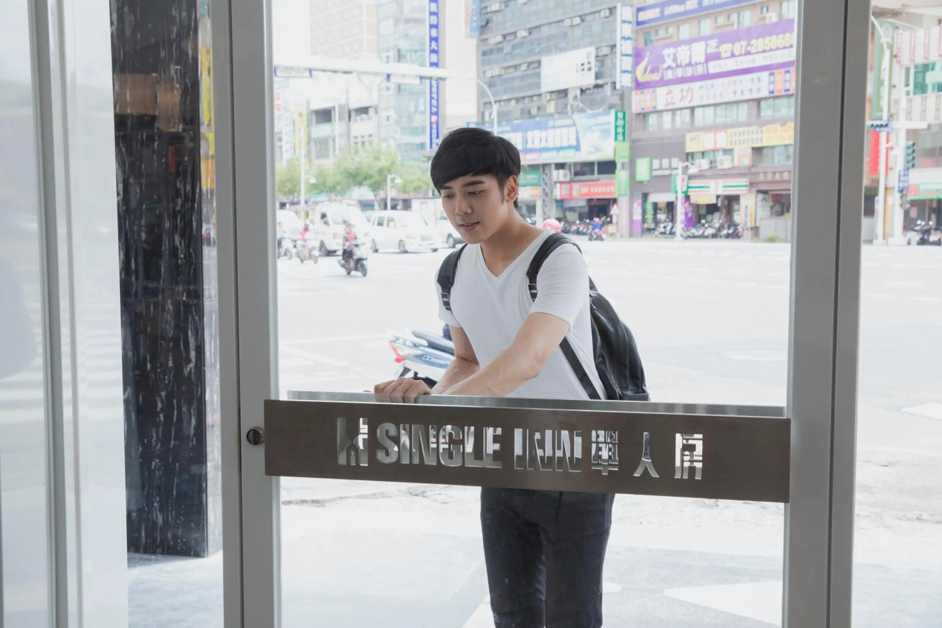 Facade/entrance in Single Inn-Kaohsiung Station