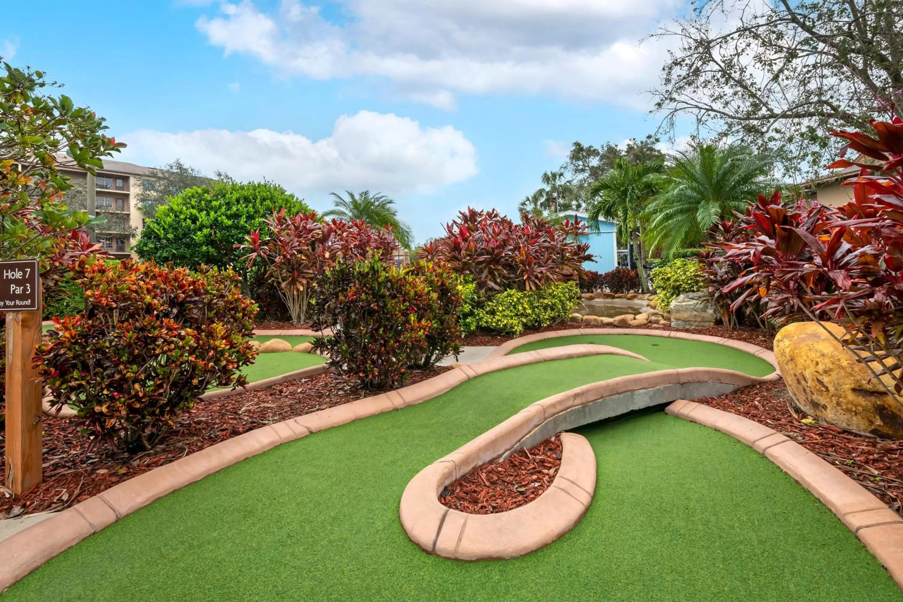Minigolf, Swimming Pool in Liki Tiki Village