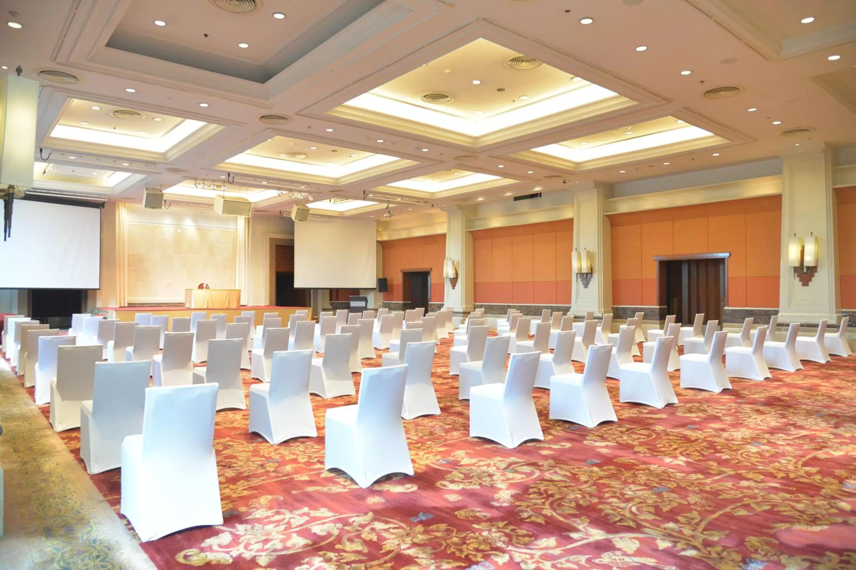 Banquet/Function facilities in Rama Gardens Hotel Bangkok