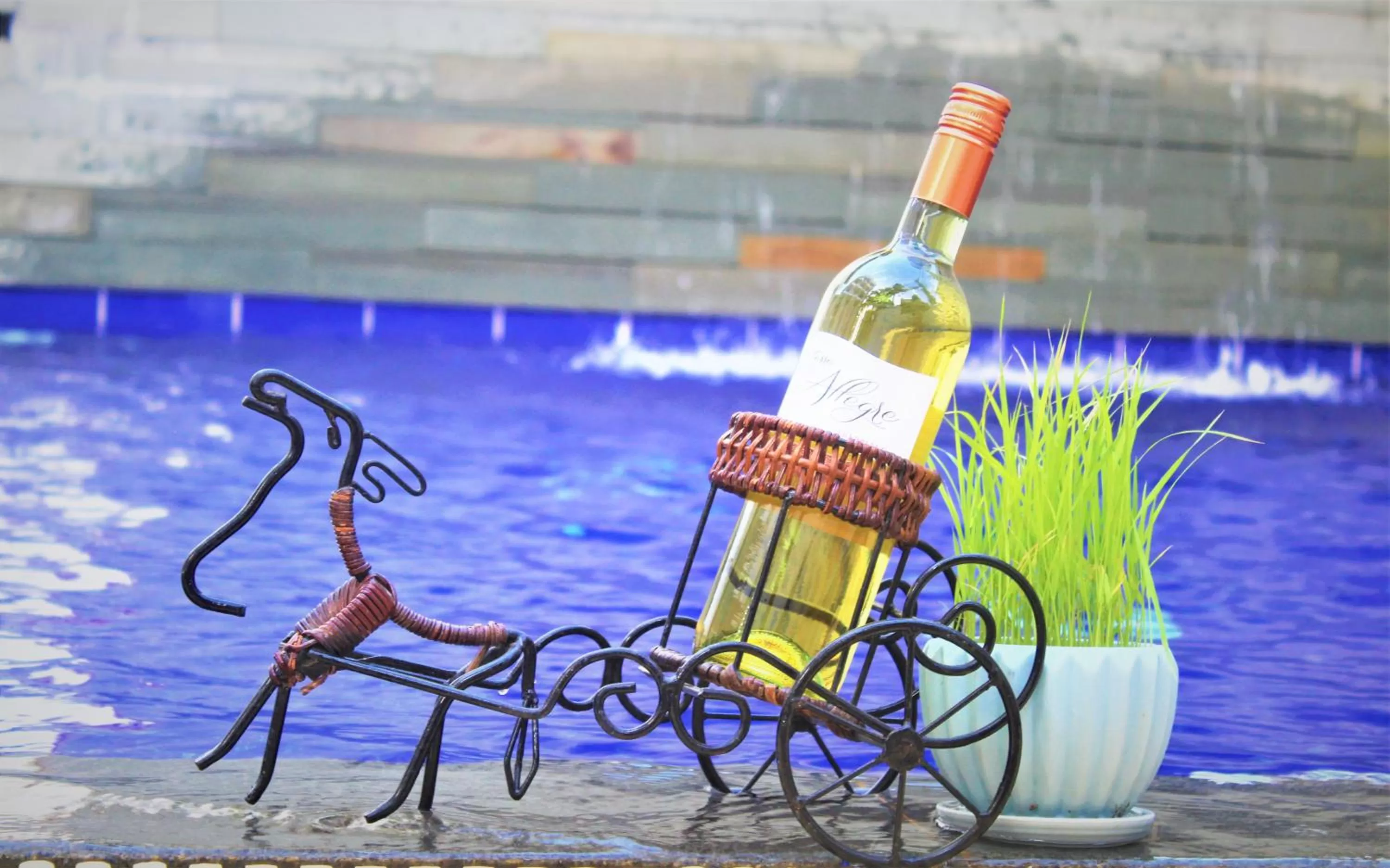 Alcoholic drinks, Swimming Pool in Long Night Siem Reap Hotel