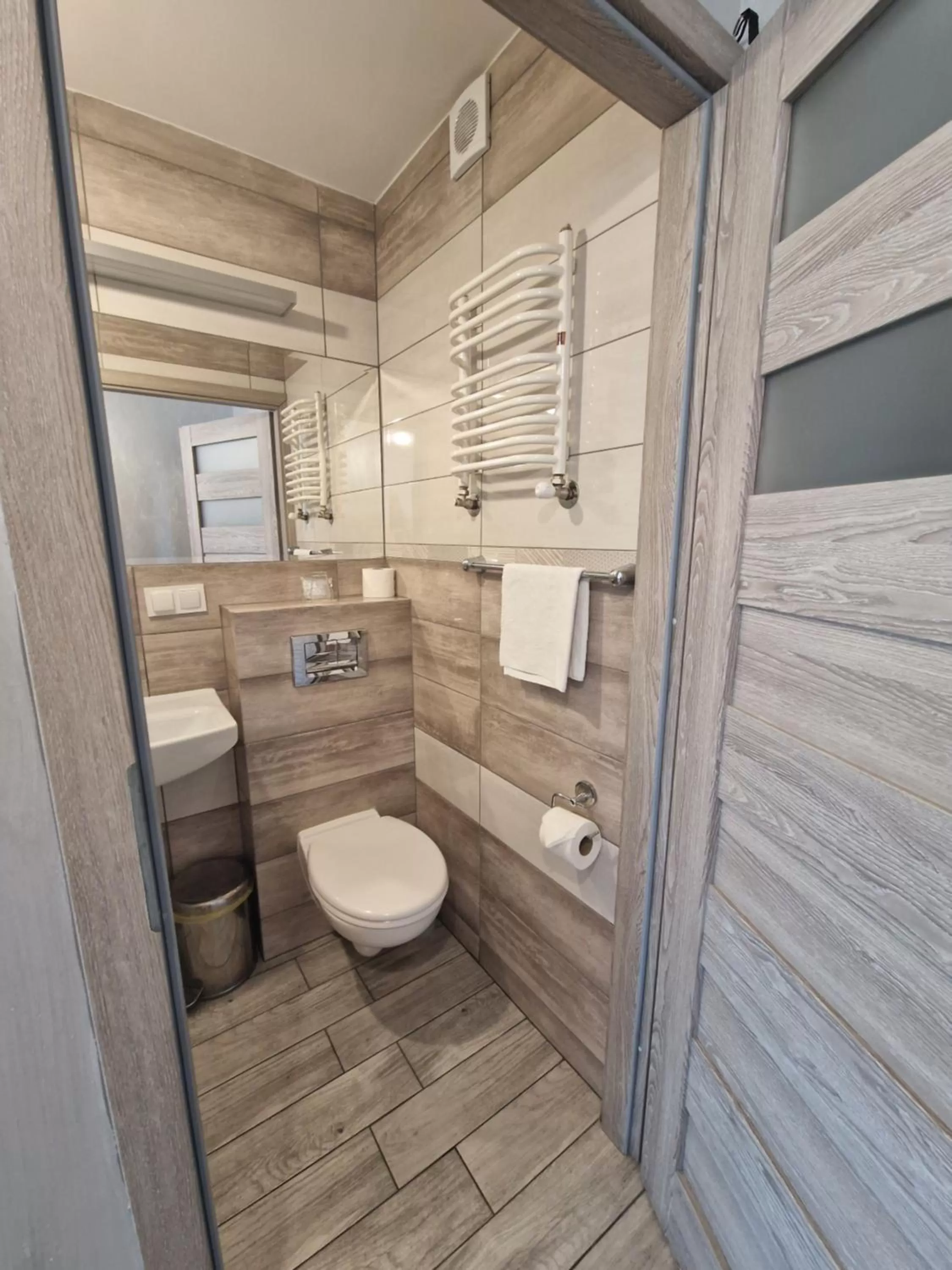 Hotel Miłosz Restauracja, Basen dla dzieci, Sala Zabaw, Siłownia