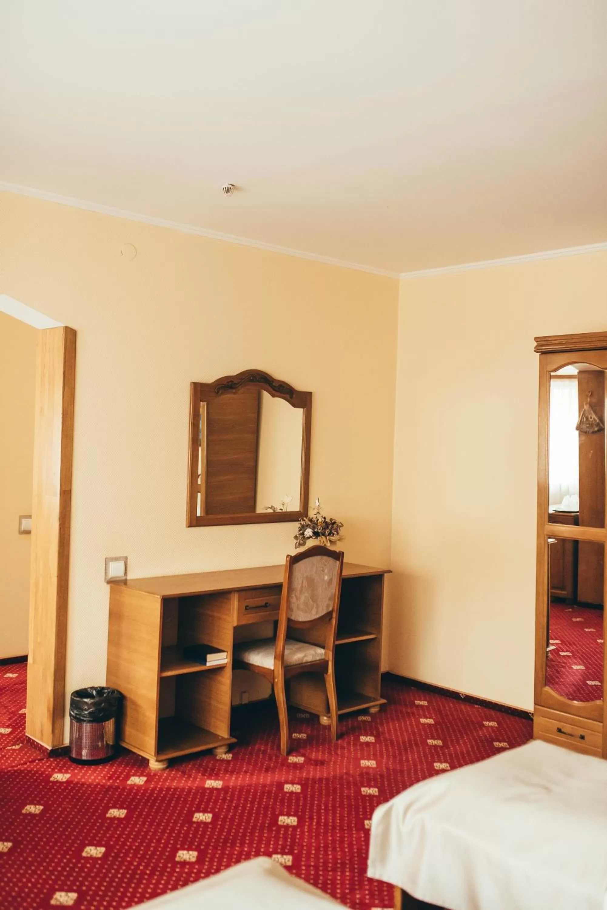 Decorative detail, TV/Entertainment Center in Lyube