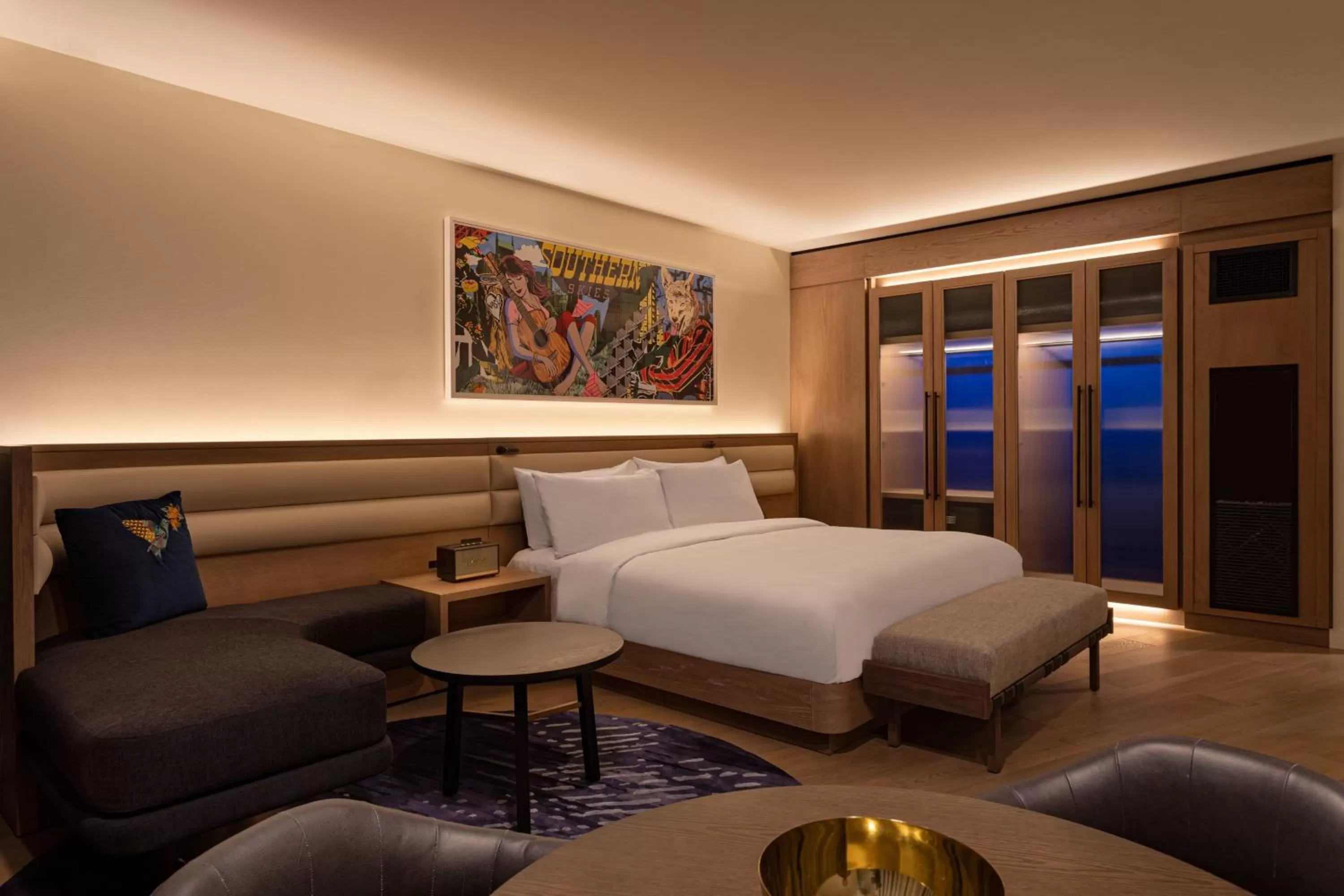 Bedroom, Bed in W Nashville