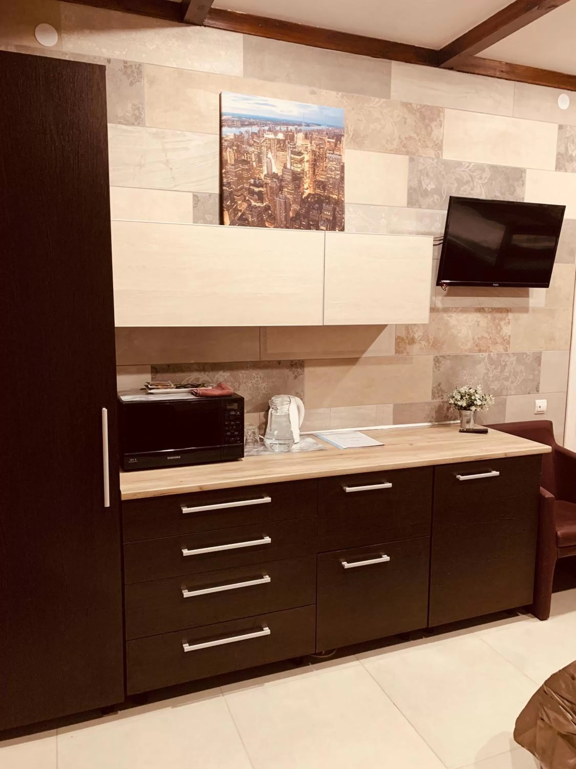 WINE & ROSE BOUTIQUE HOTEL