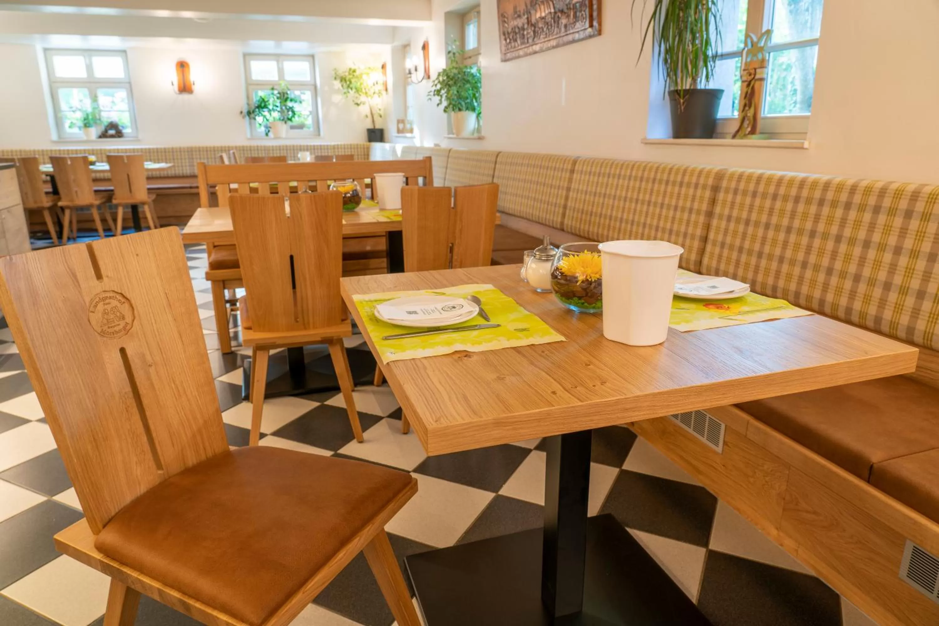 Continental breakfast, Restaurant/Places to Eat in Landgasthof Mörsbergei