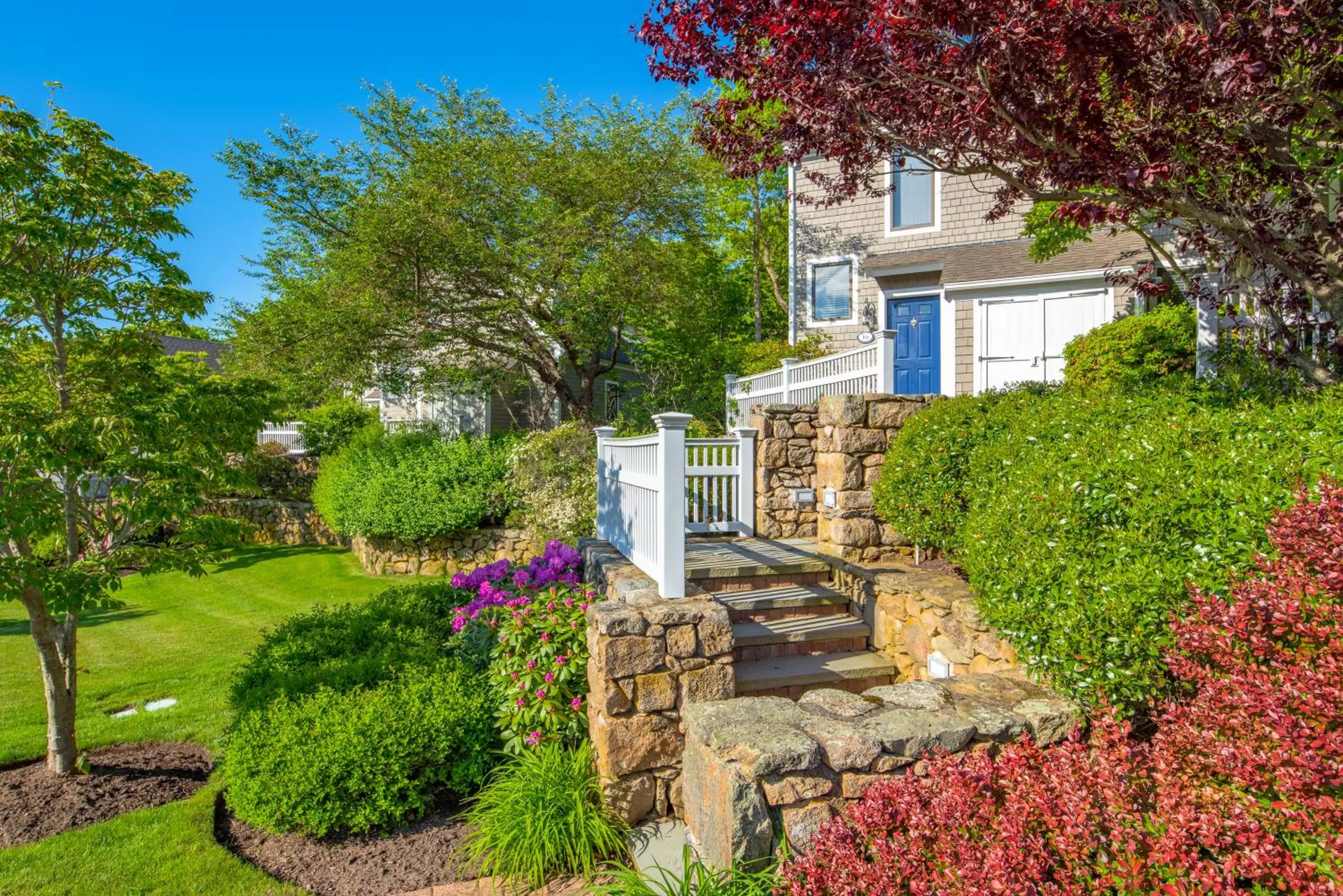 Facade/entrance in The Club at New Seabury