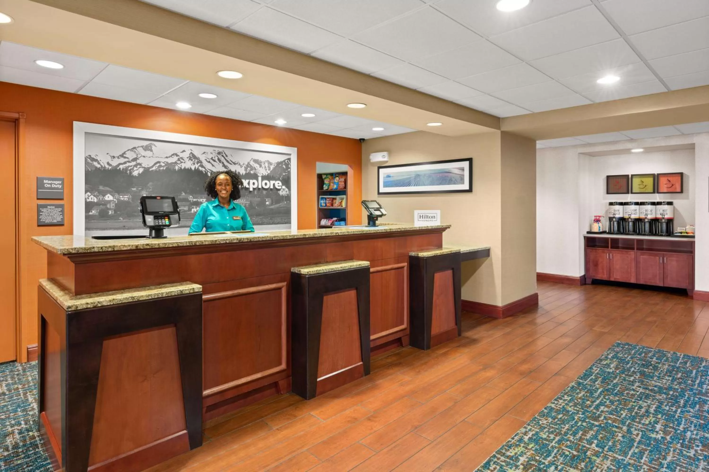 Lobby or reception in Hampton Inn & Suites Burlington