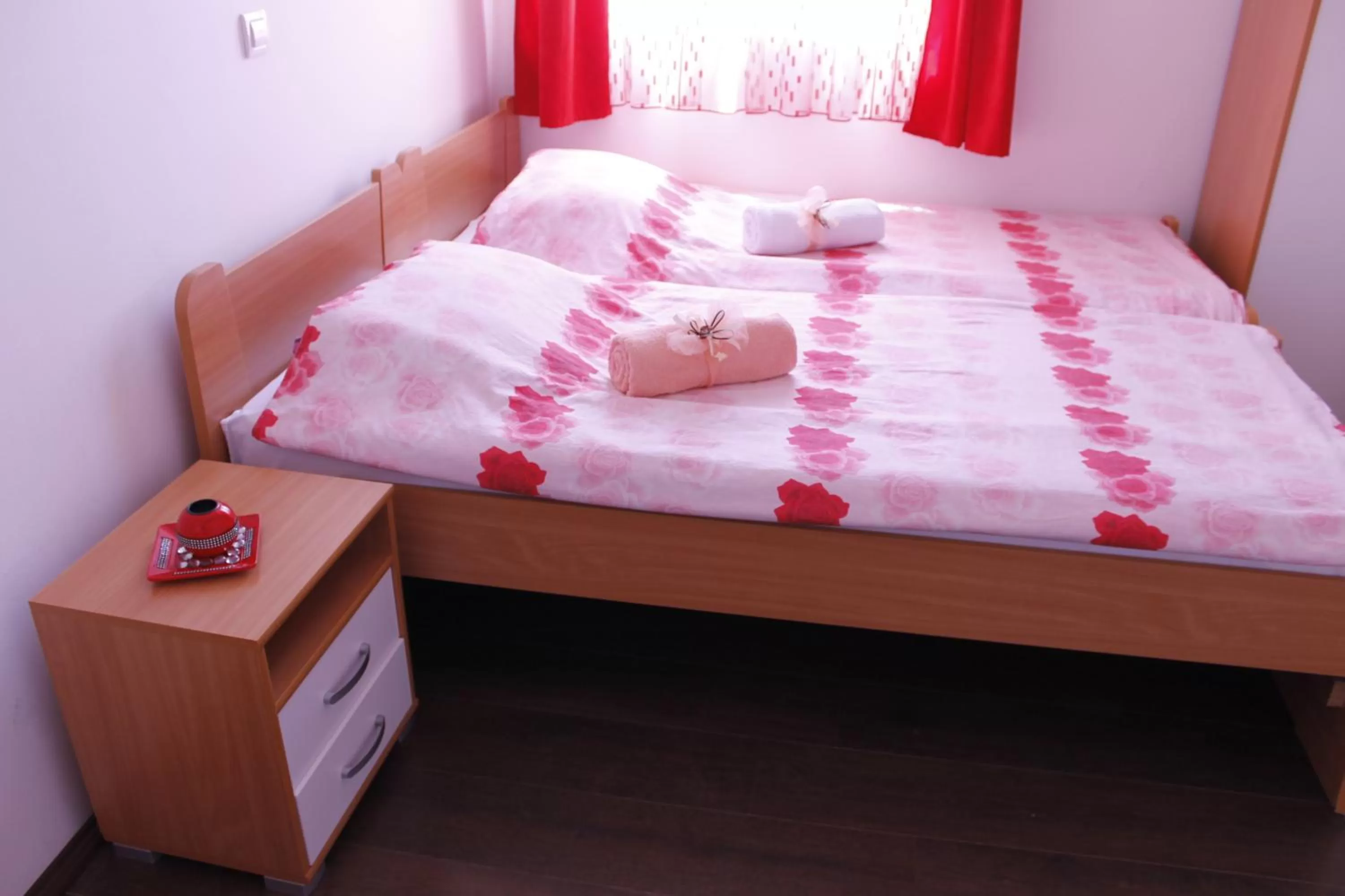 Photo of the whole room, Bed in Villa Sparadise