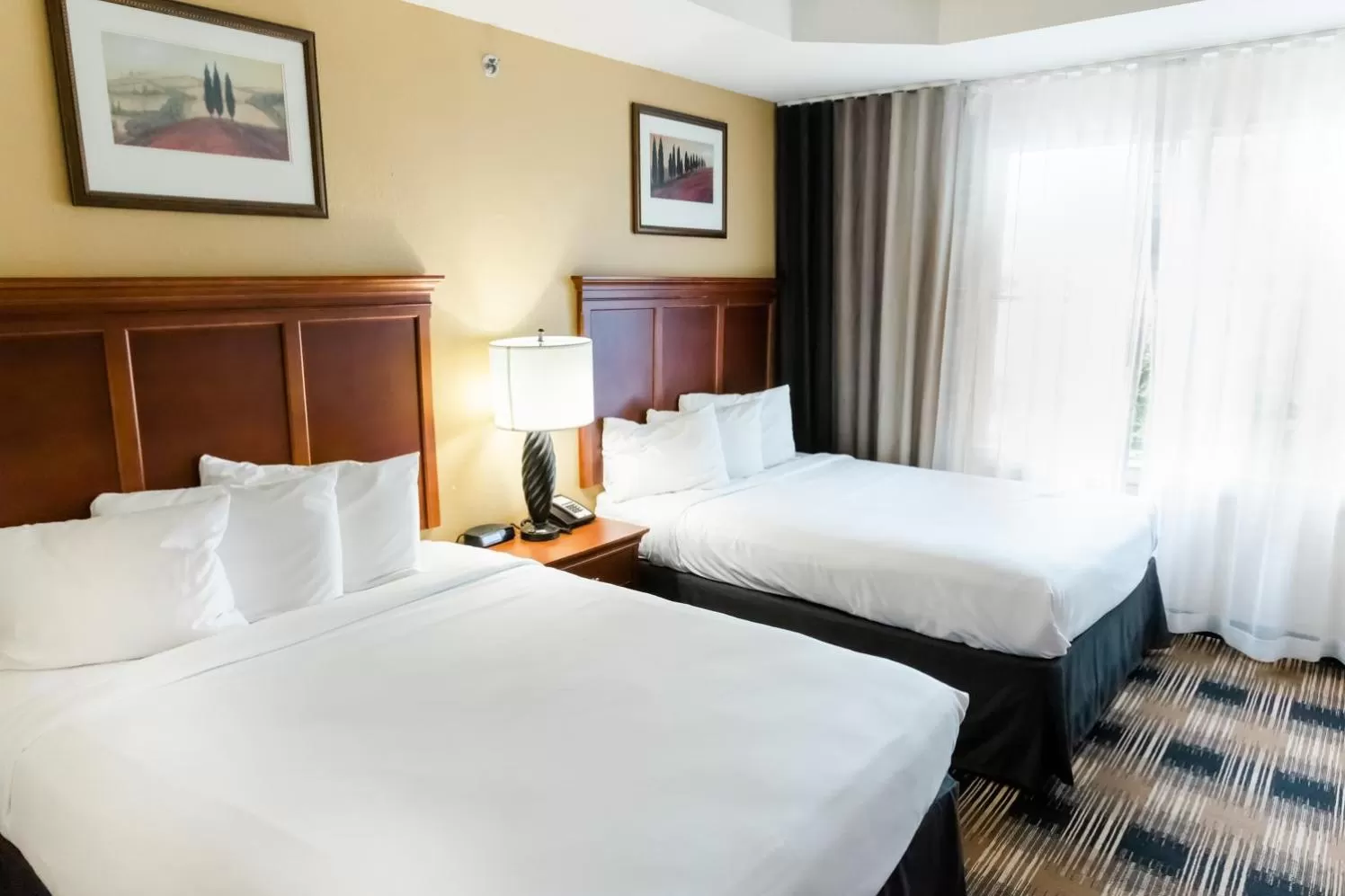 Bed in Country Inn & Suites by Radisson, Helen, GA