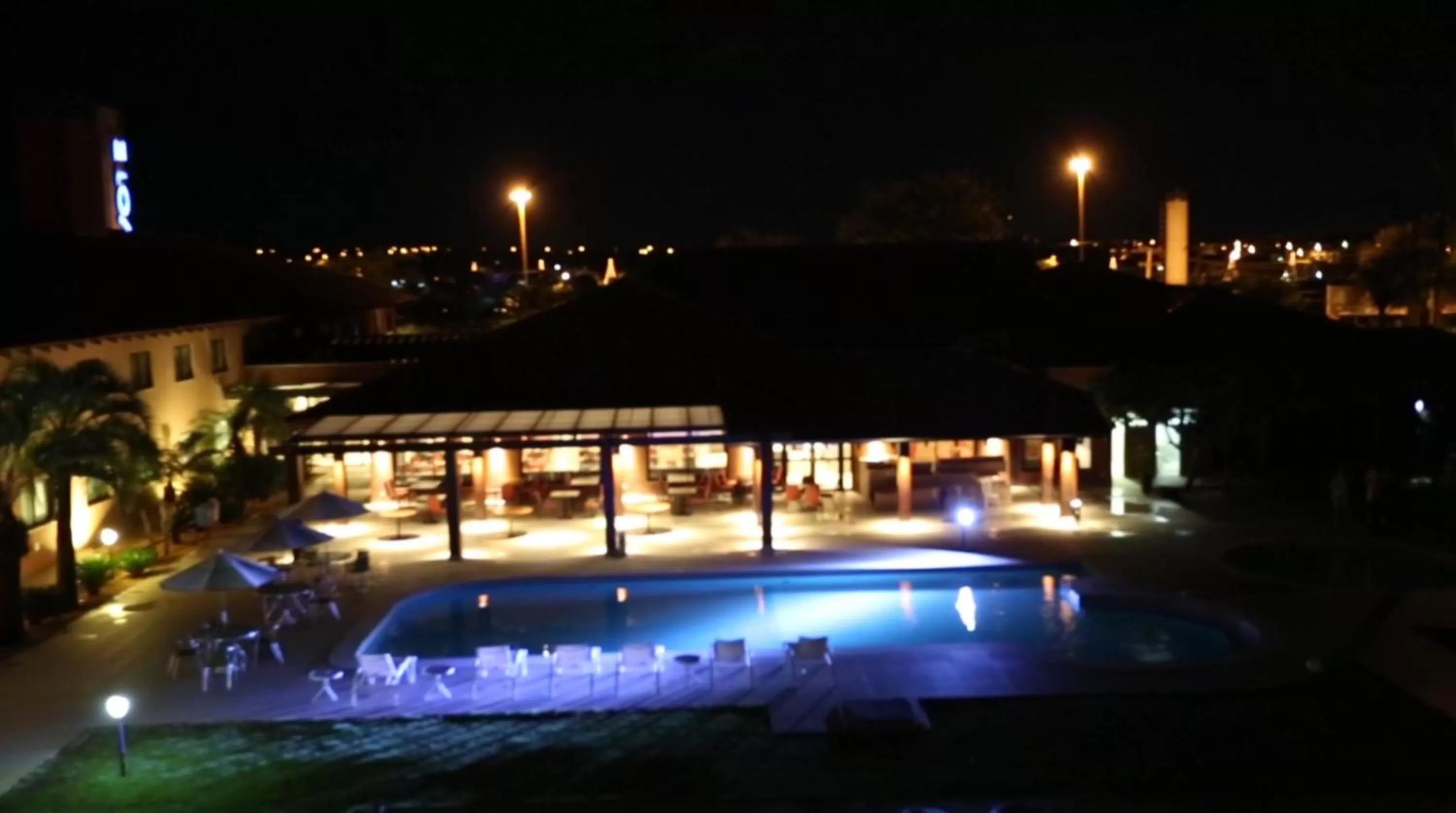 Swimming pool in Novotel Campo Grande