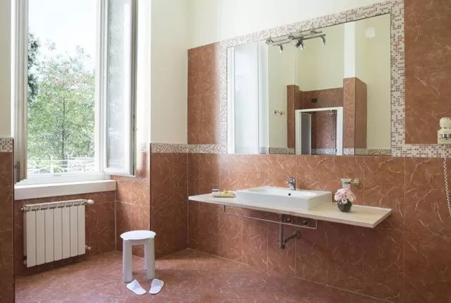 Bathroom in San Paolo Al Convento