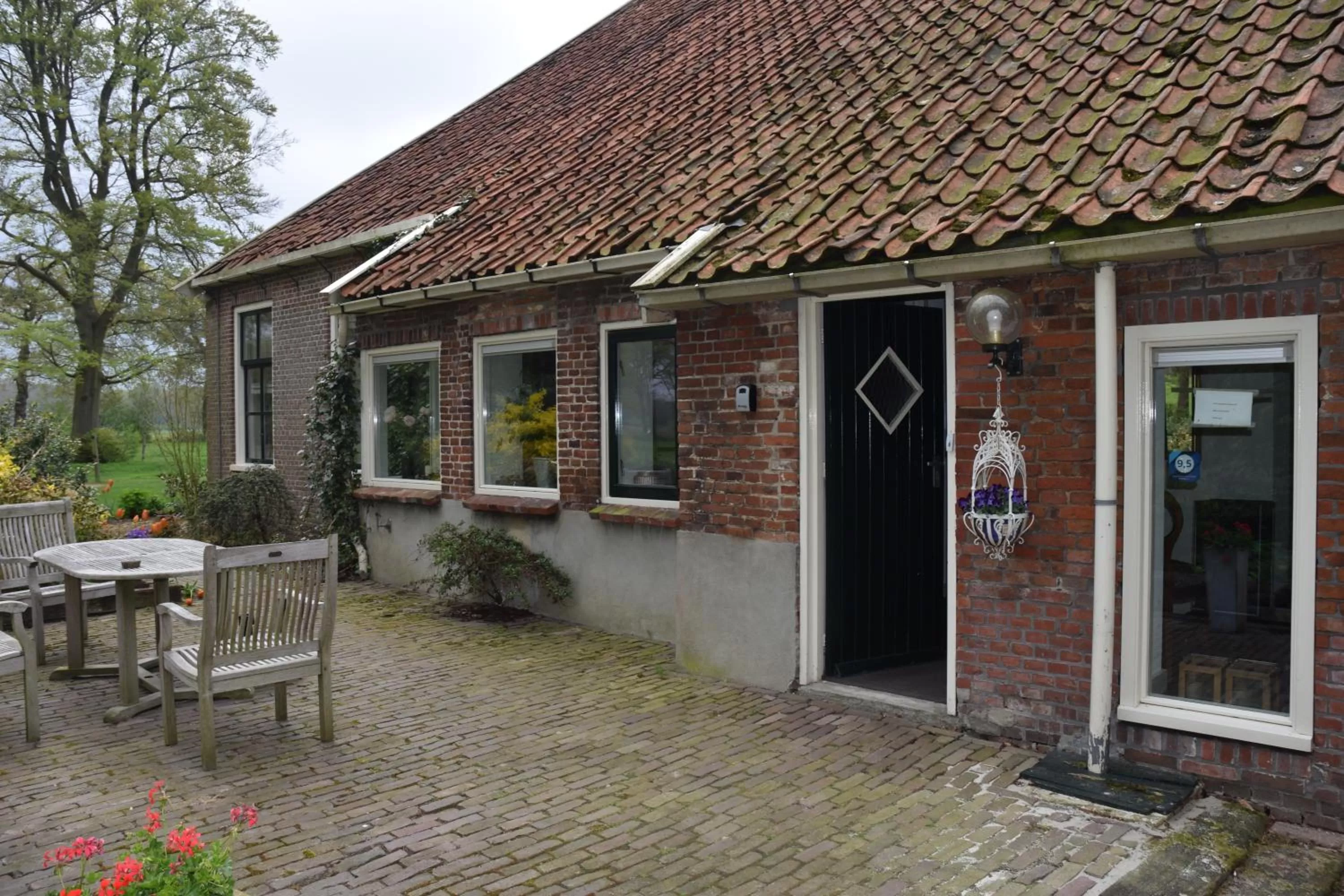 Facade/entrance, Property Building in De Hiddinghhoeve
