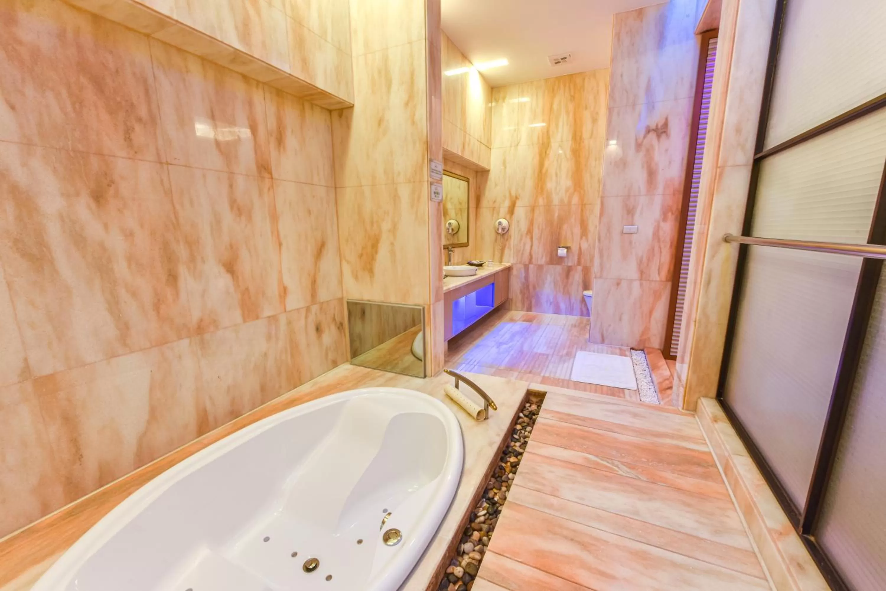 Bathroom in Purple Garden Motel