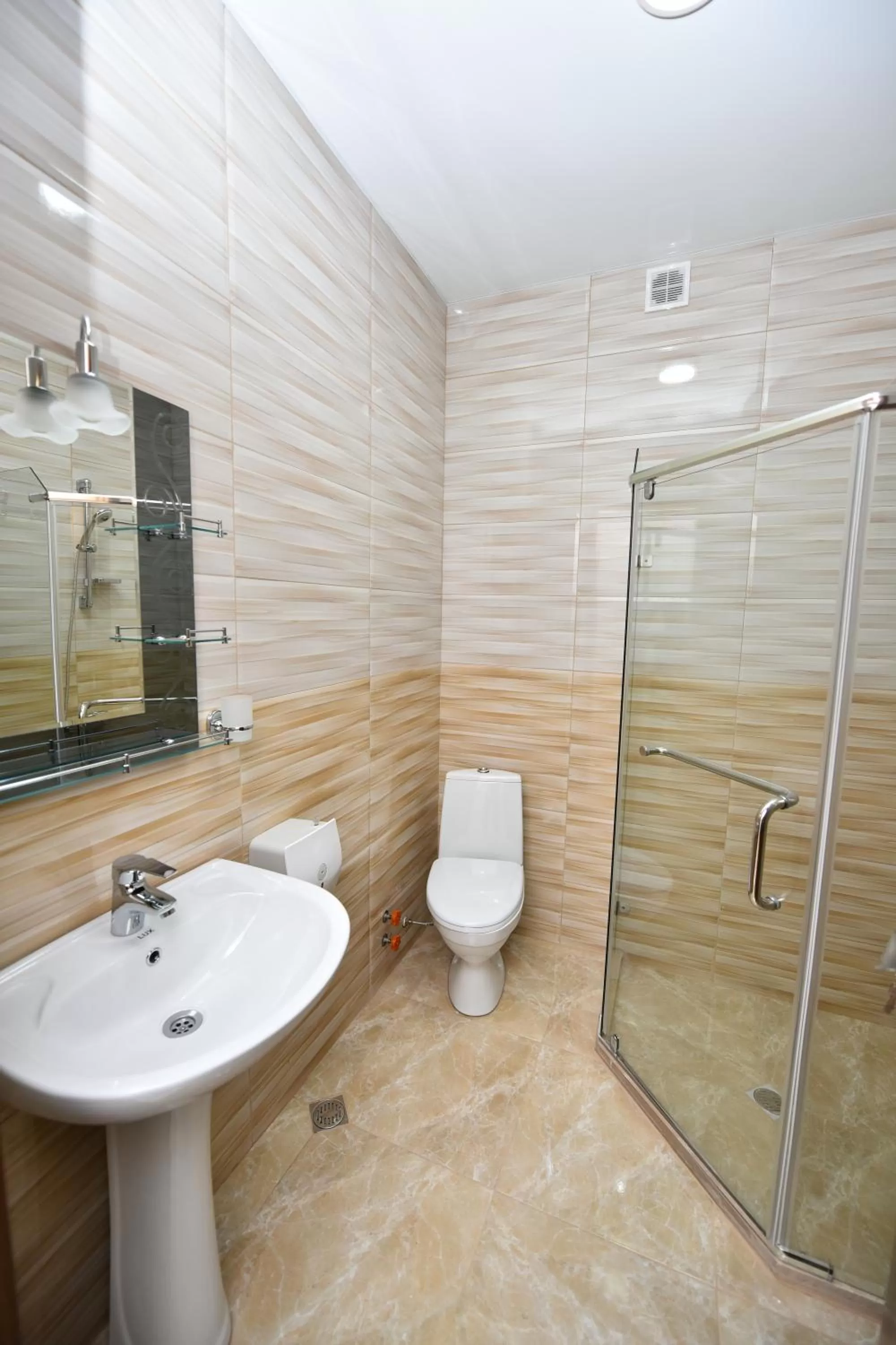 Bathroom in Hotel Skyline Batumi