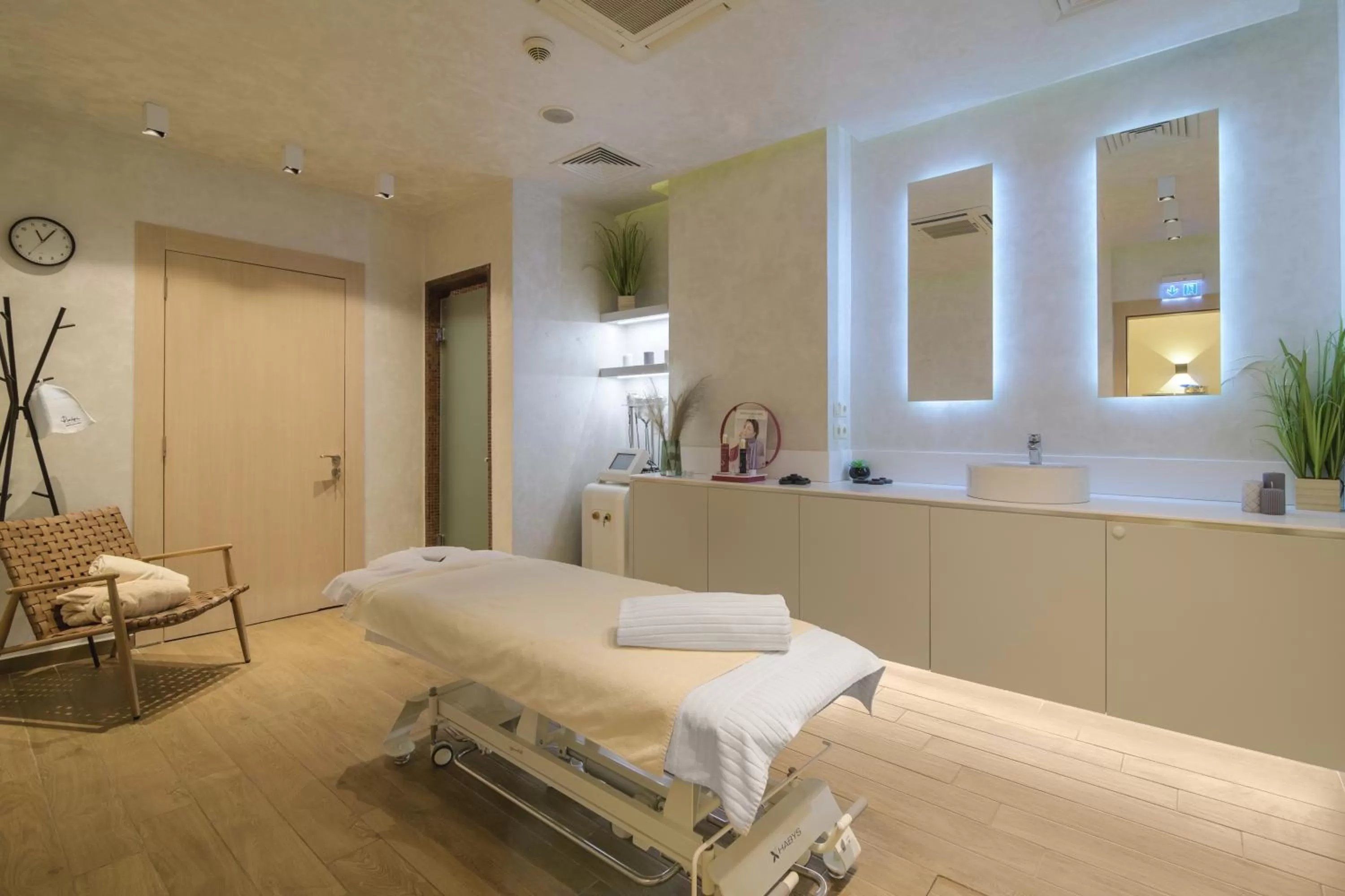 Massage in Rosslyn Dimyat Hotel Varna
